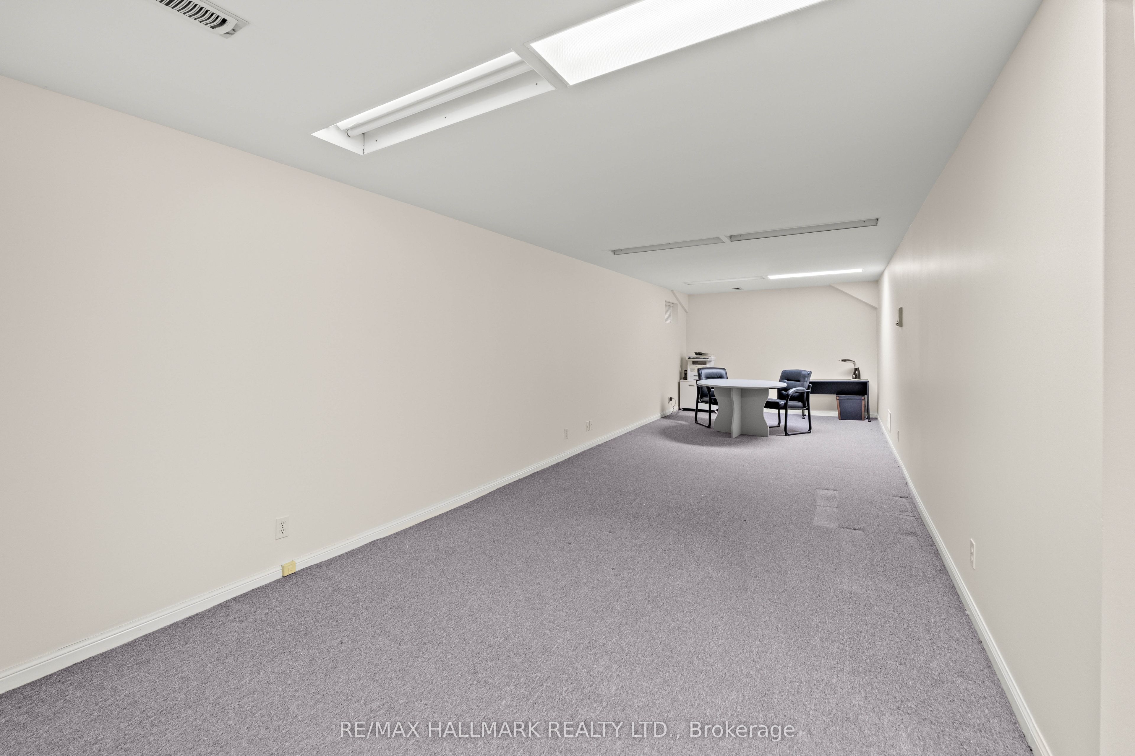 7 Charnwood Place Property Photo 43