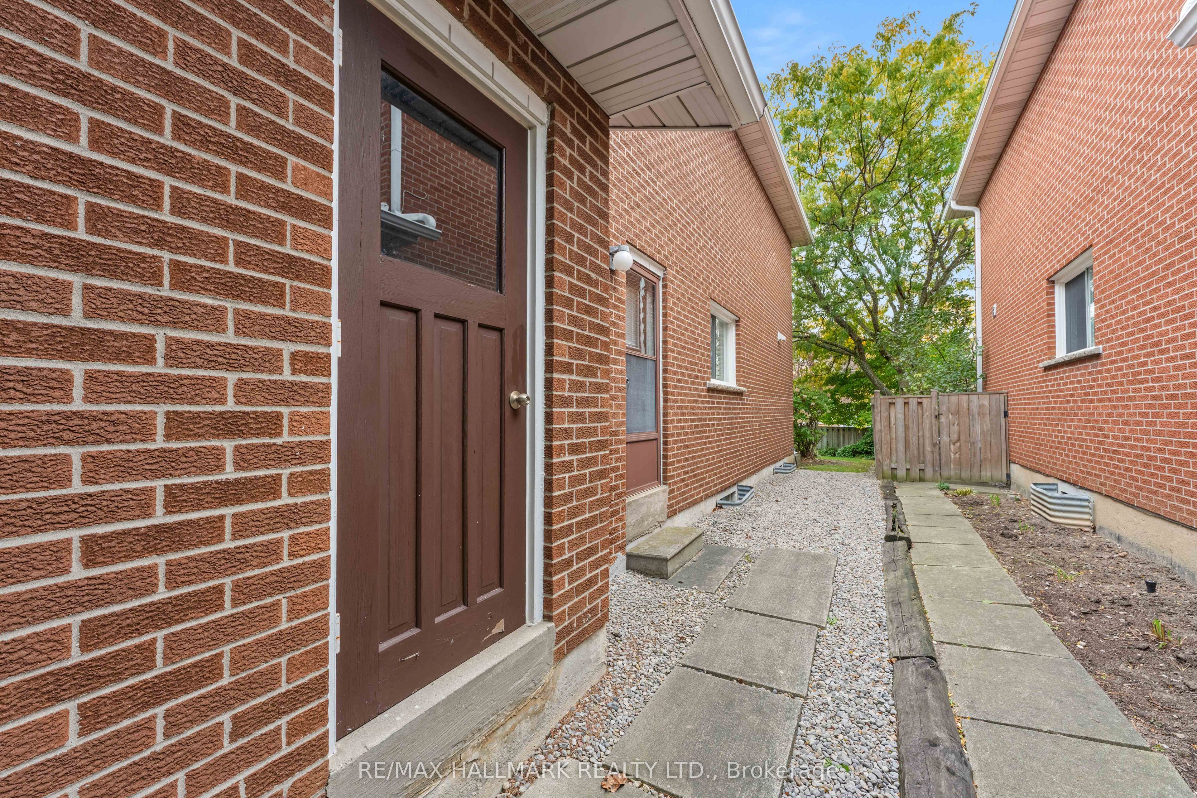 7 Charnwood Place Property Photo 49
