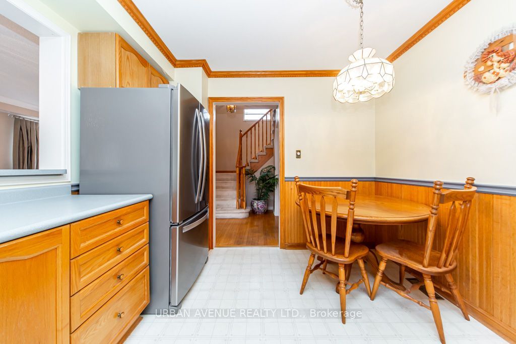 15 Natanya Boulevard Property Photo 16