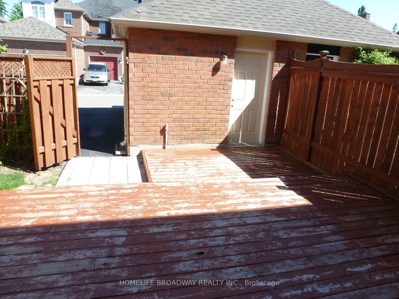 102 Emery Hill Boulevard Property Photo 9