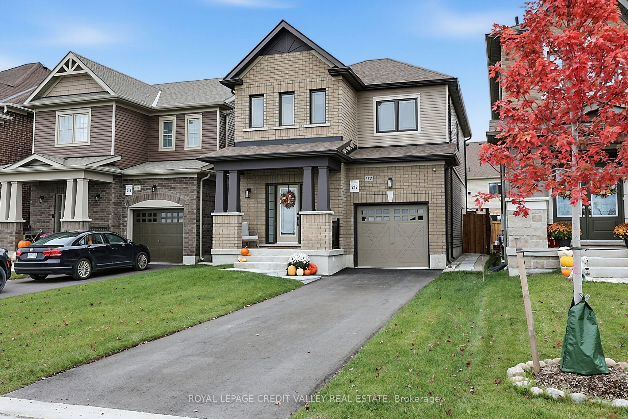 112 Lorne Thomas Place Property Photo 2