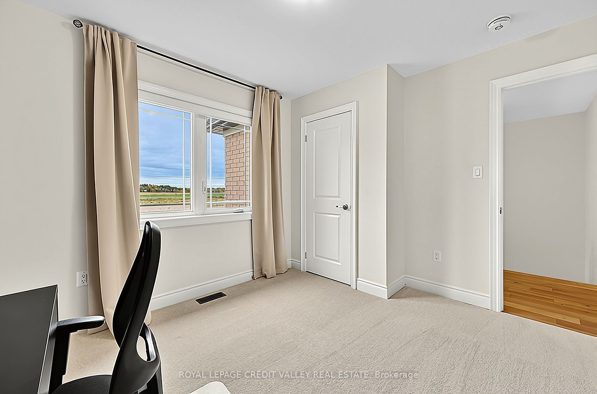 112 Lorne Thomas Place Property Photo 28