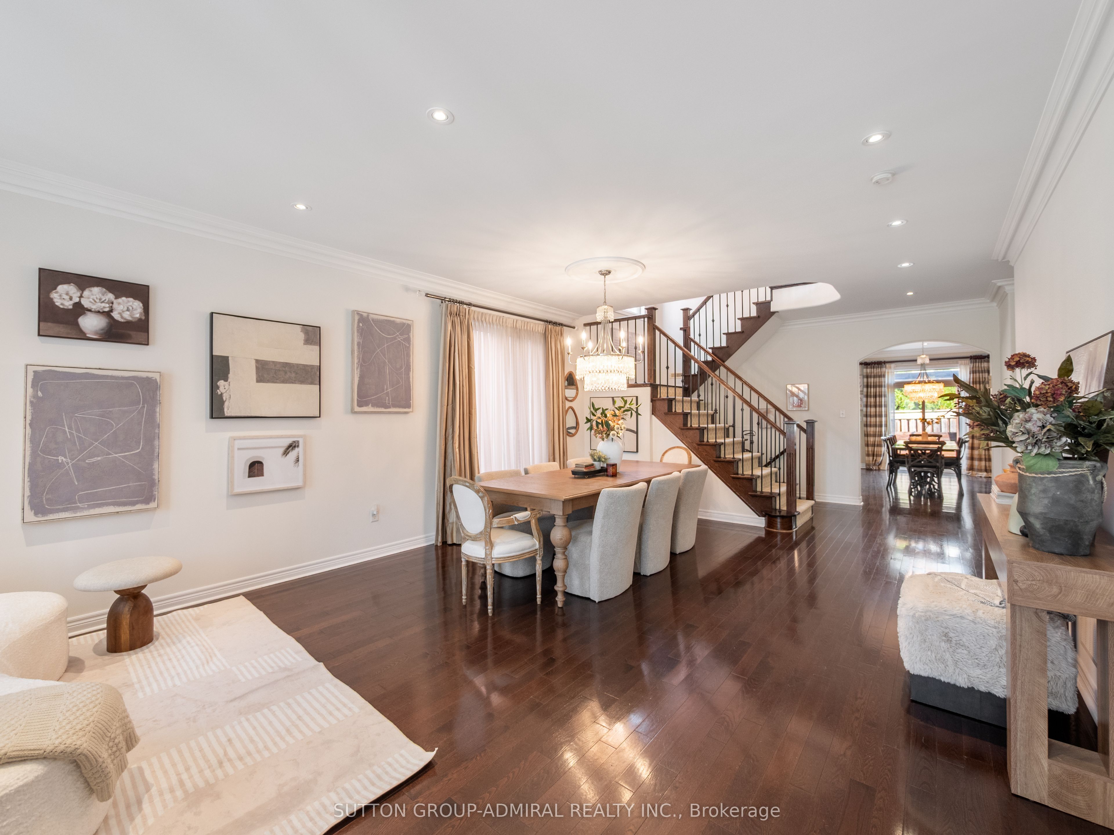 87 Rivington Avenue Property Photo 3
