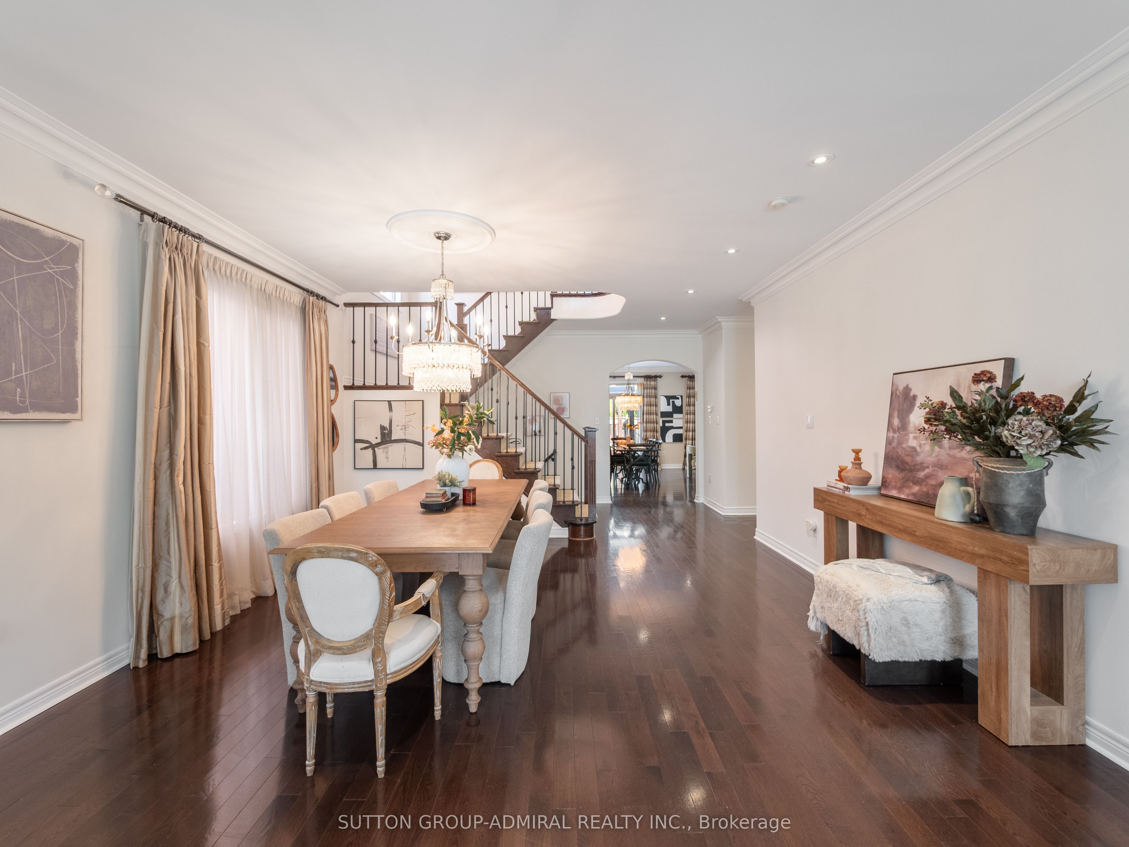 87 Rivington Avenue Property Photo 4