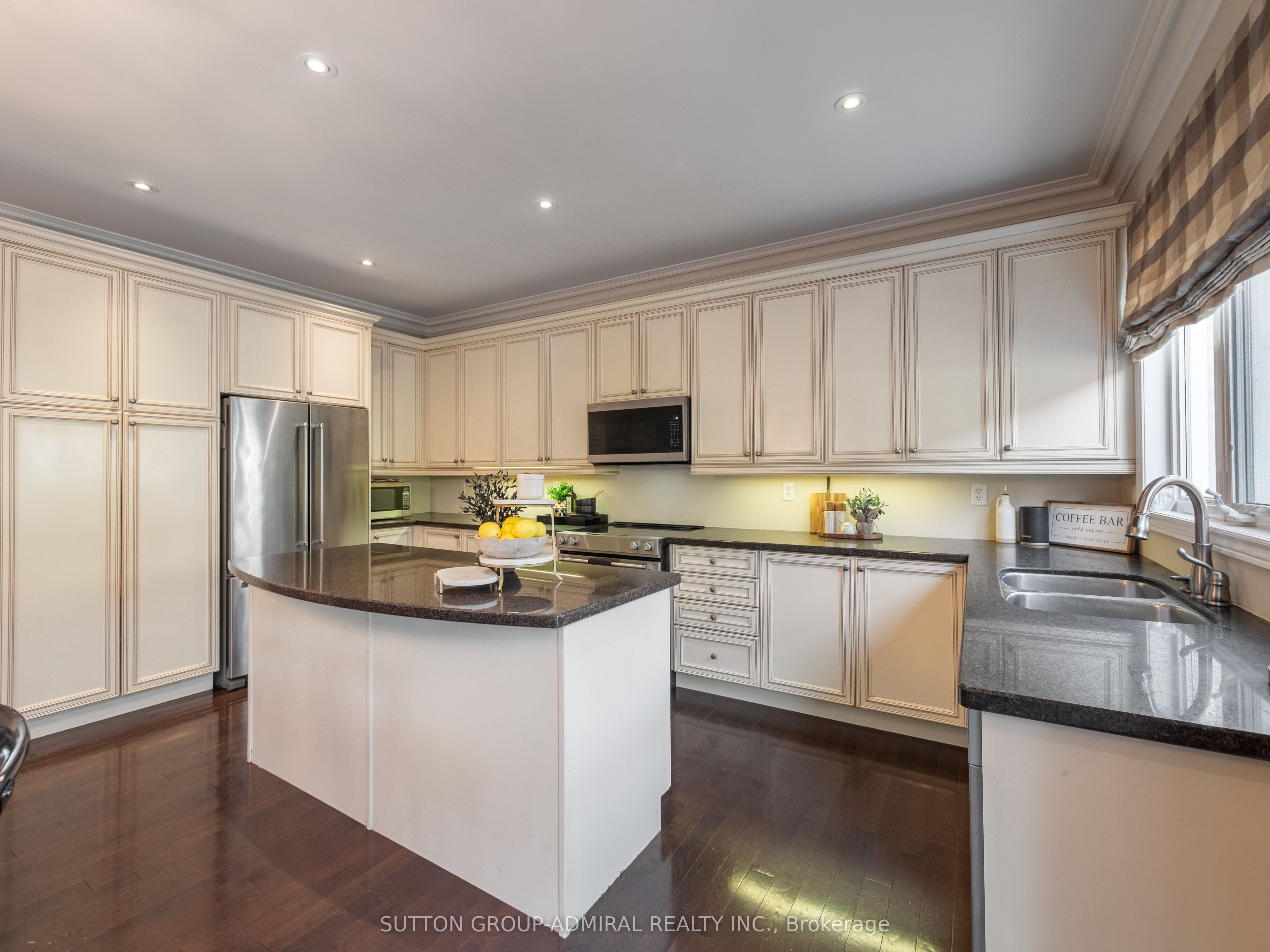 87 Rivington Avenue Property Photo 12