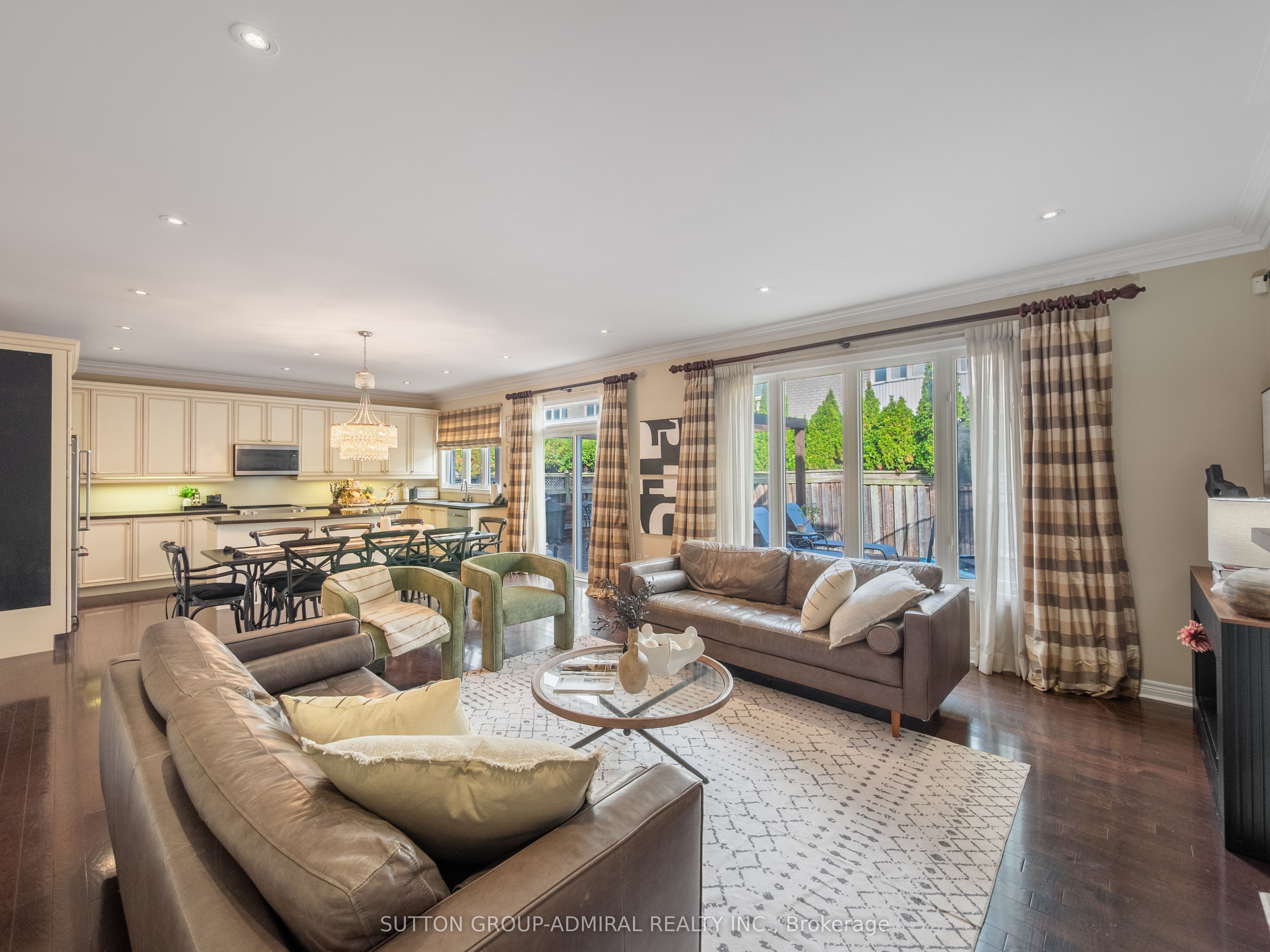 87 Rivington Avenue Property Photo 21
