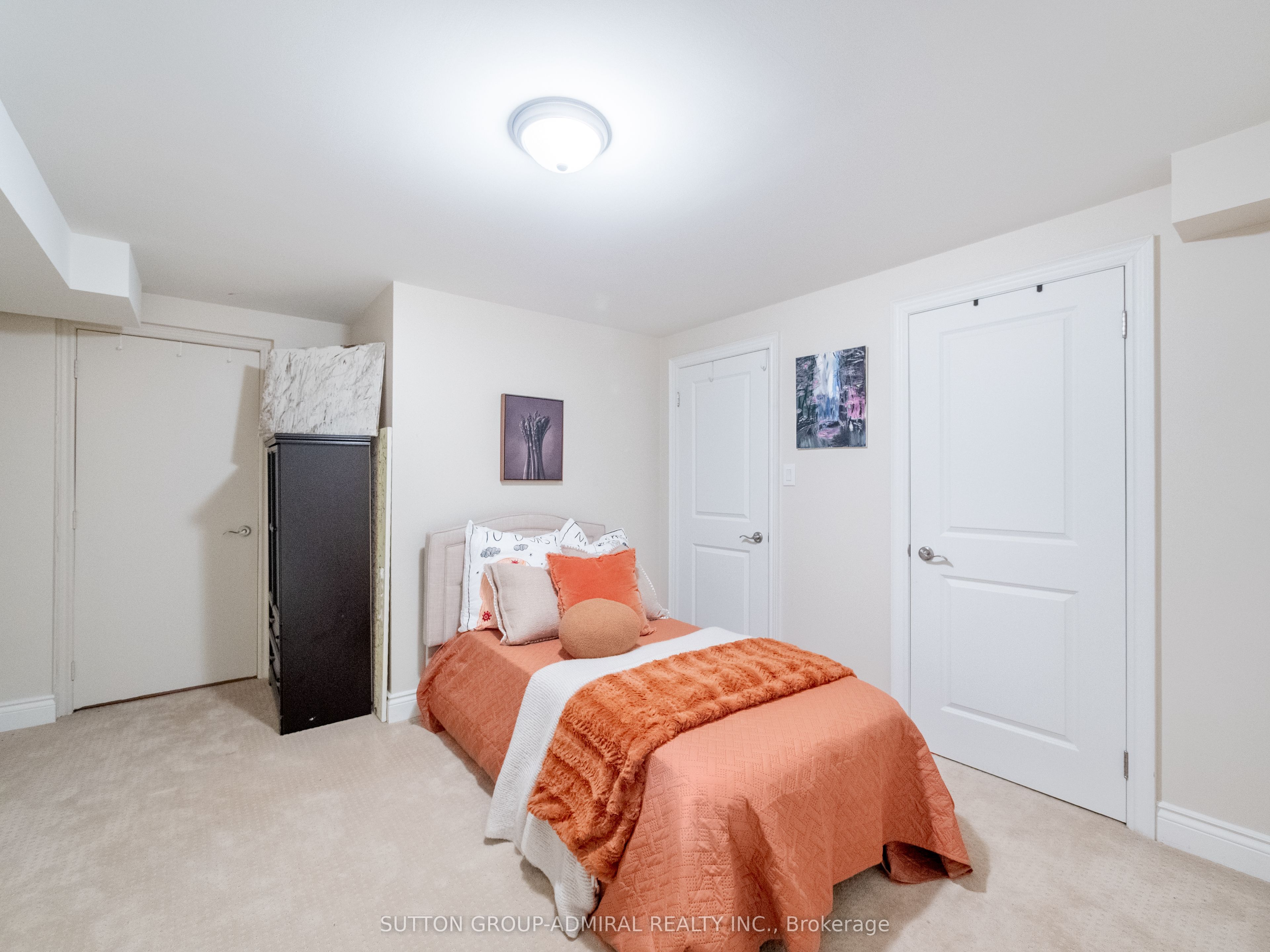 87 Rivington Avenue Property Photo 47