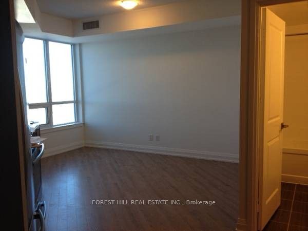 7161 Yonge Street 621 Property Photo 5