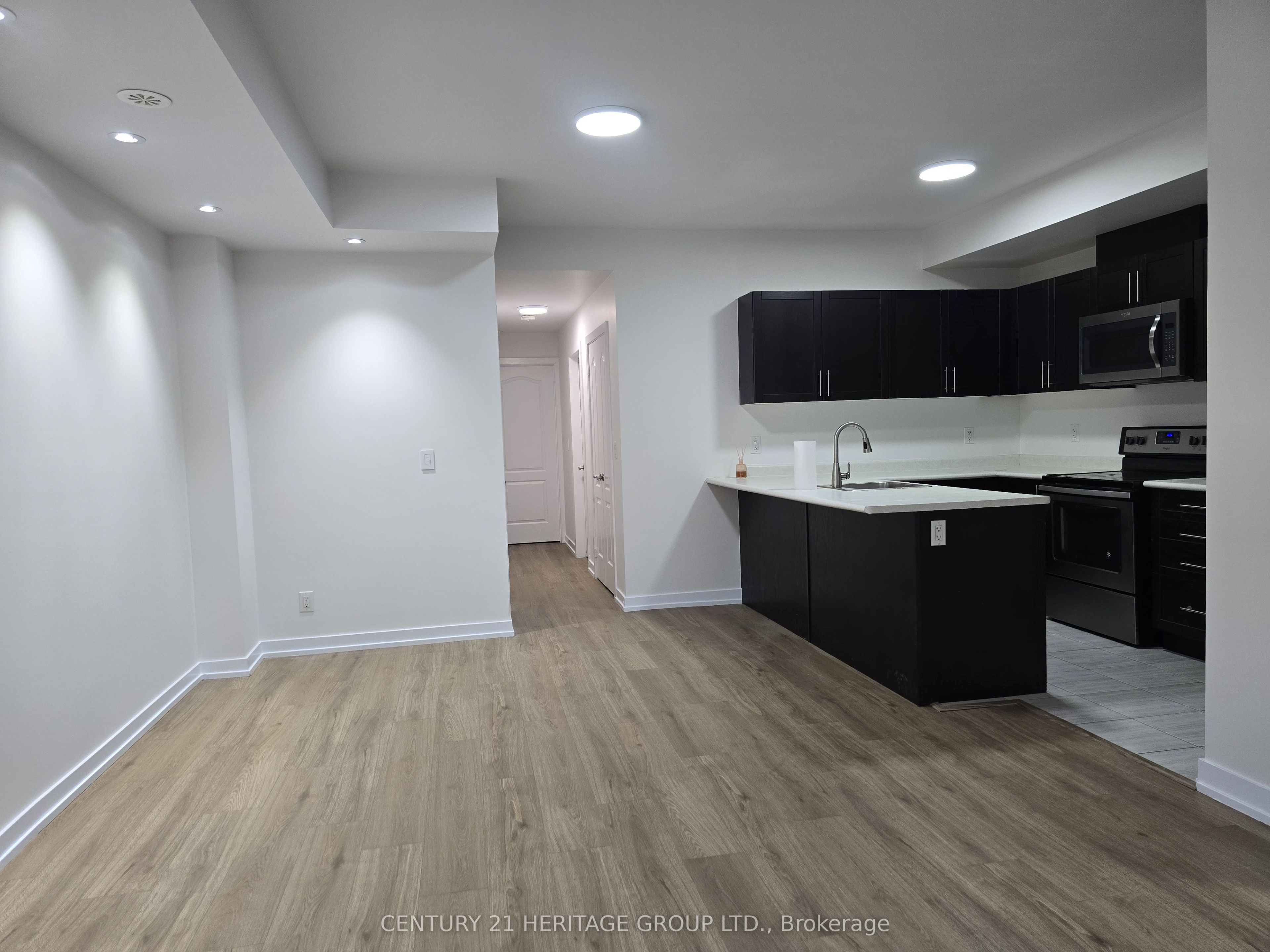 20 Dunsheath Way 309 Property Photo 8