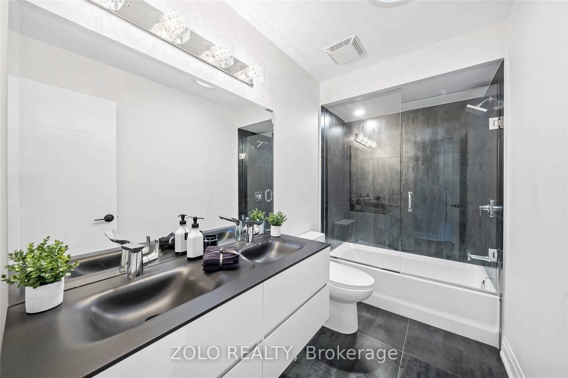 20 Eastman Crescent Property Photo 14