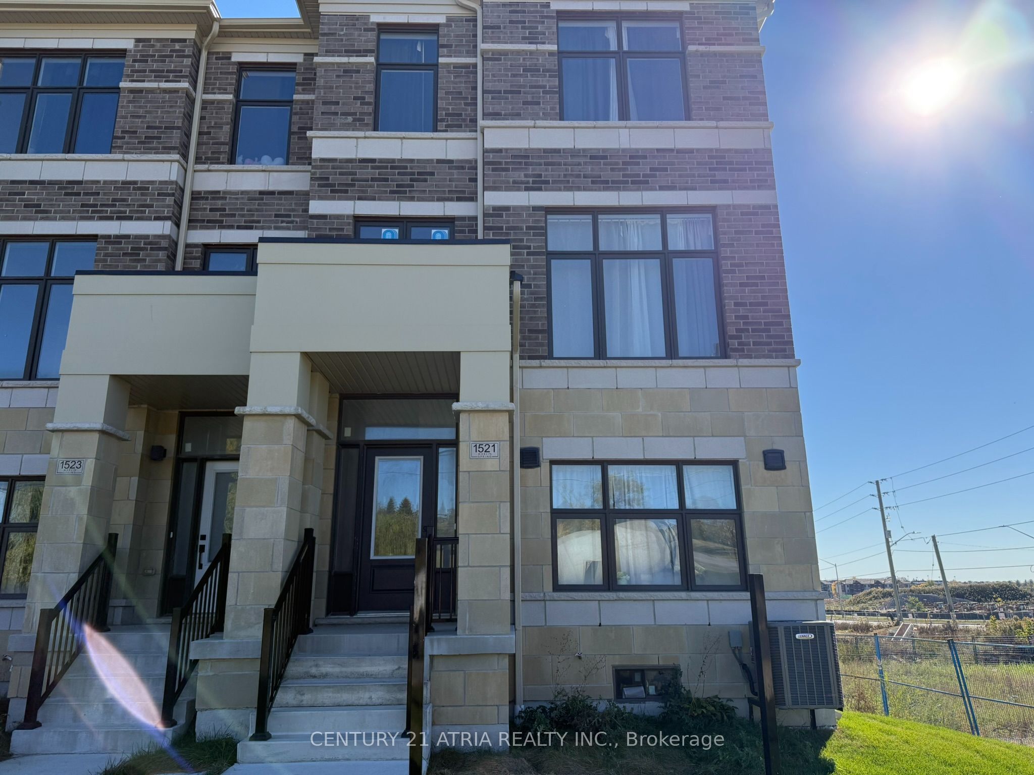 1521 19th Avenue Property Photo 3