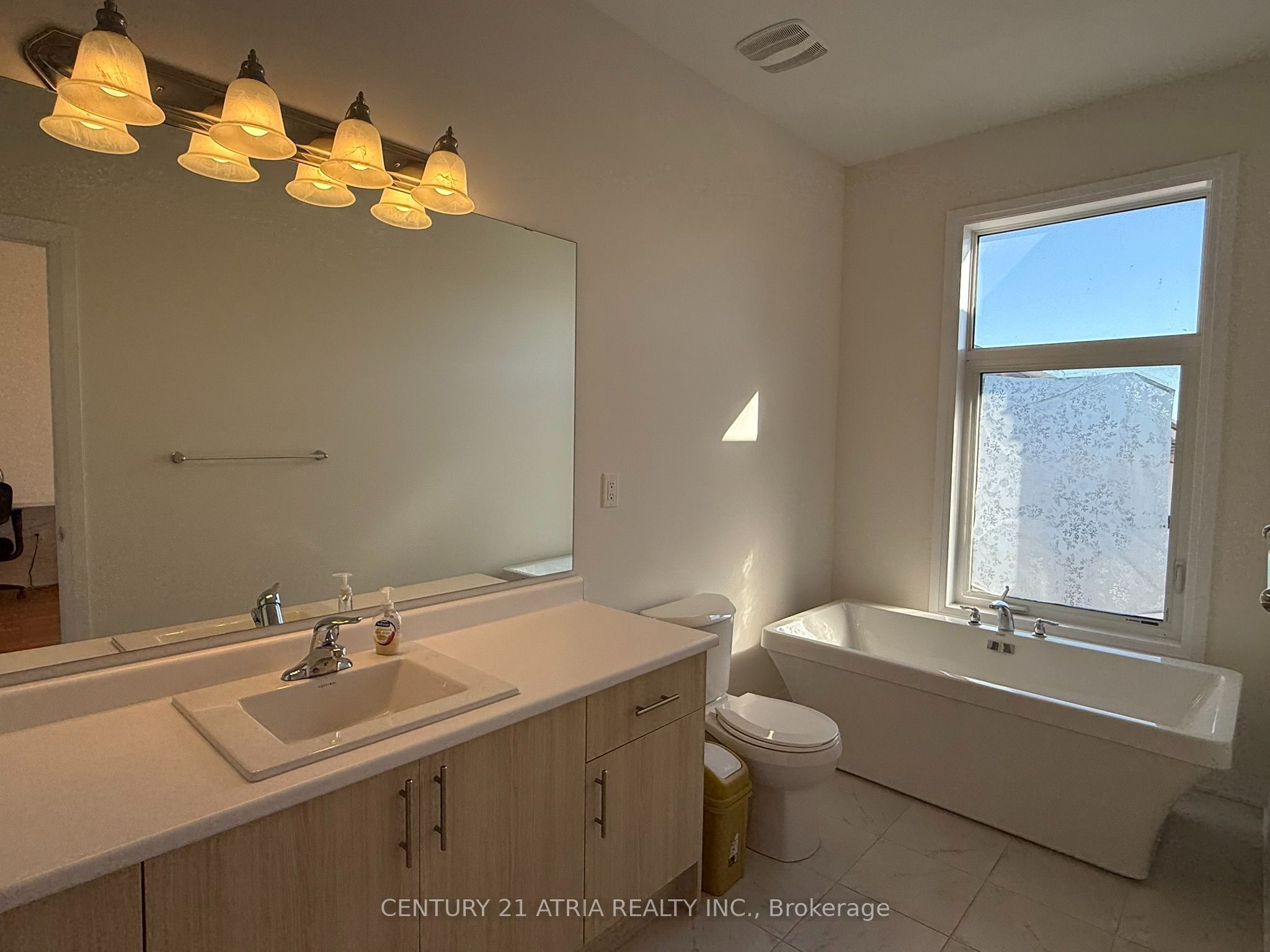 1521 19th Avenue Property Photo 11