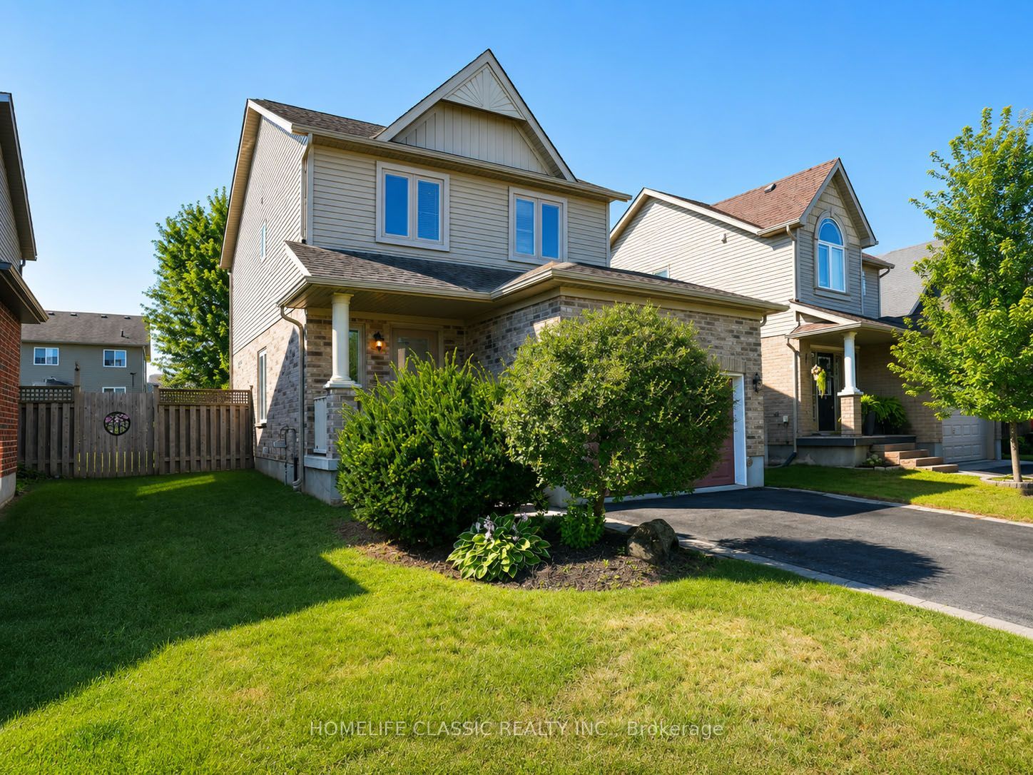 5 Irwin Crescent Property Photo 2