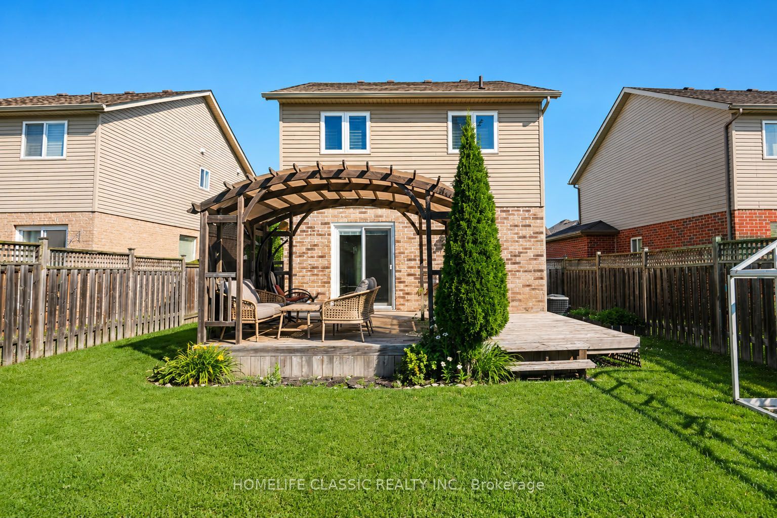 5 Irwin Crescent Property Photo 34