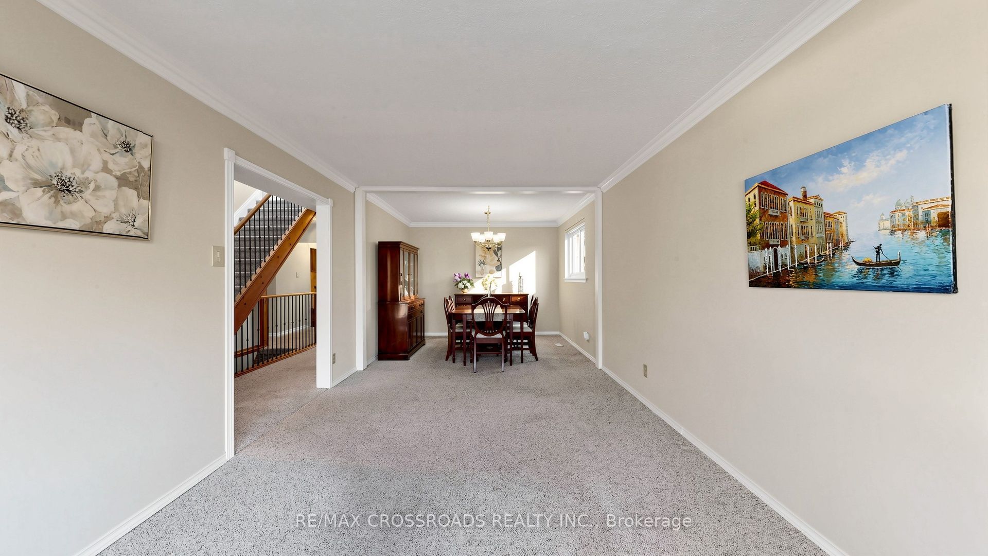 27 Hagerman Boulevard Property Photo 2