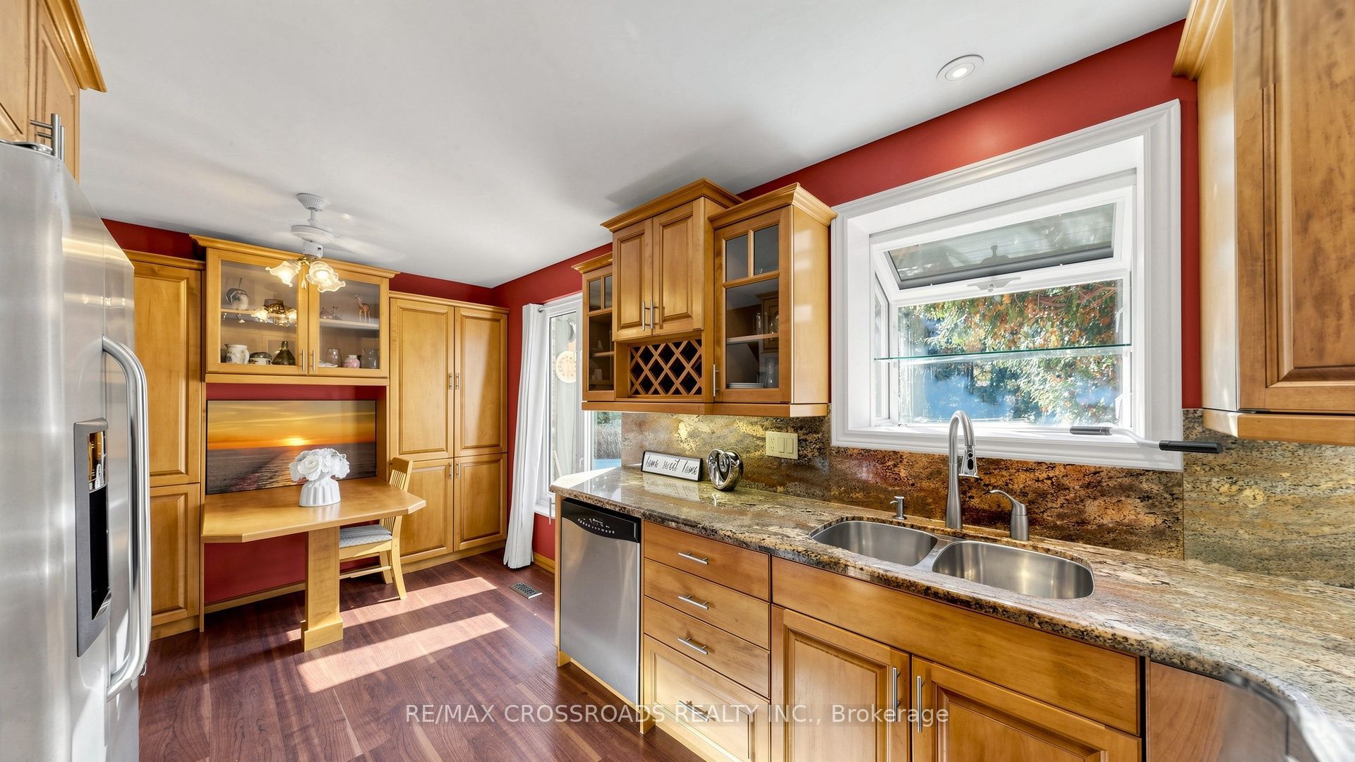 27 Hagerman Boulevard Property Photo 11