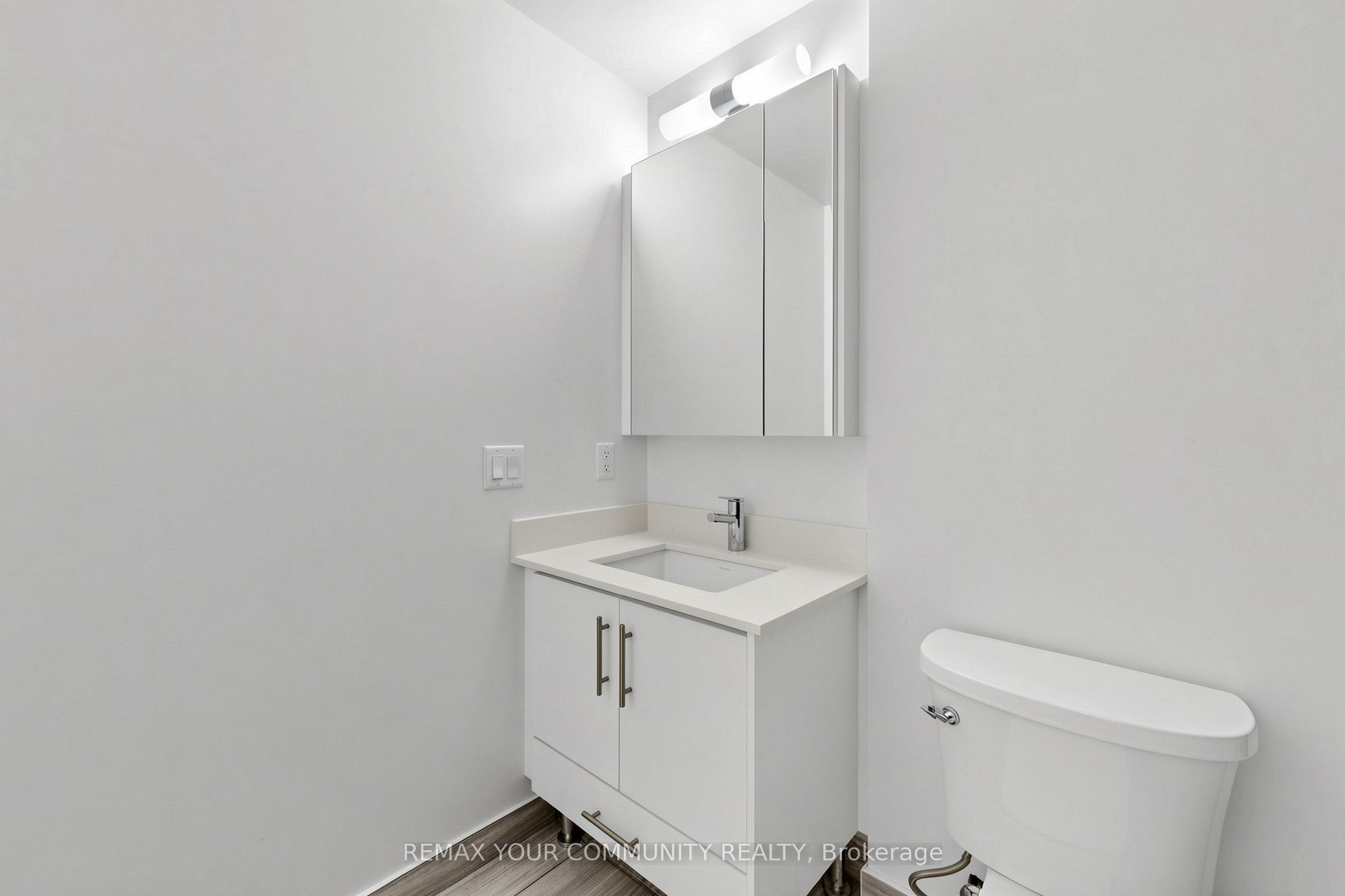 105 Oneida Crescent 2106 Property Photo 24