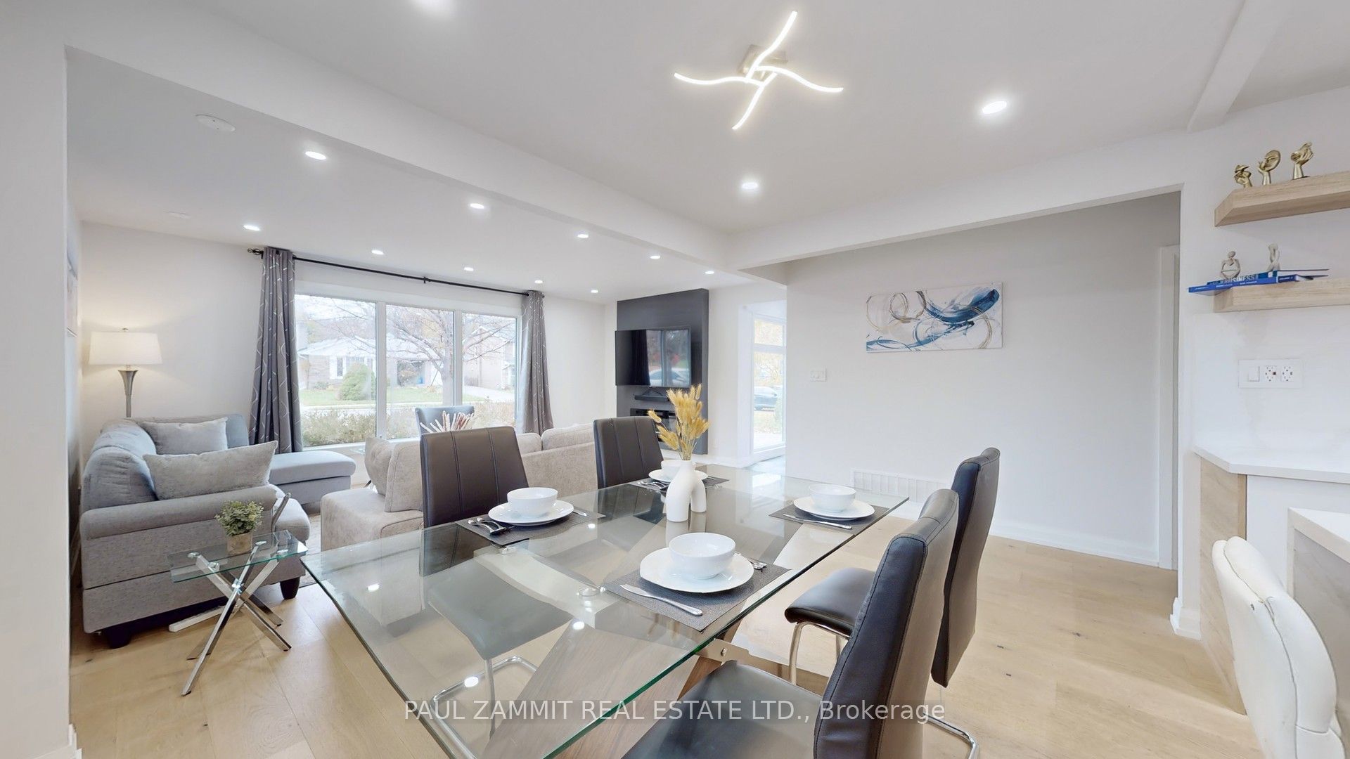31 Henderson Avenue Property Photo 9
