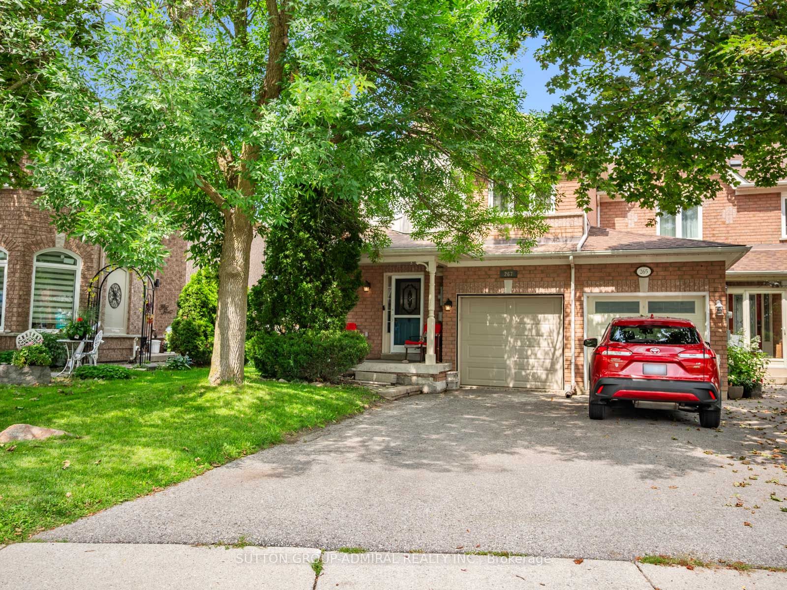 267 Warner Crescent Property Photo 4