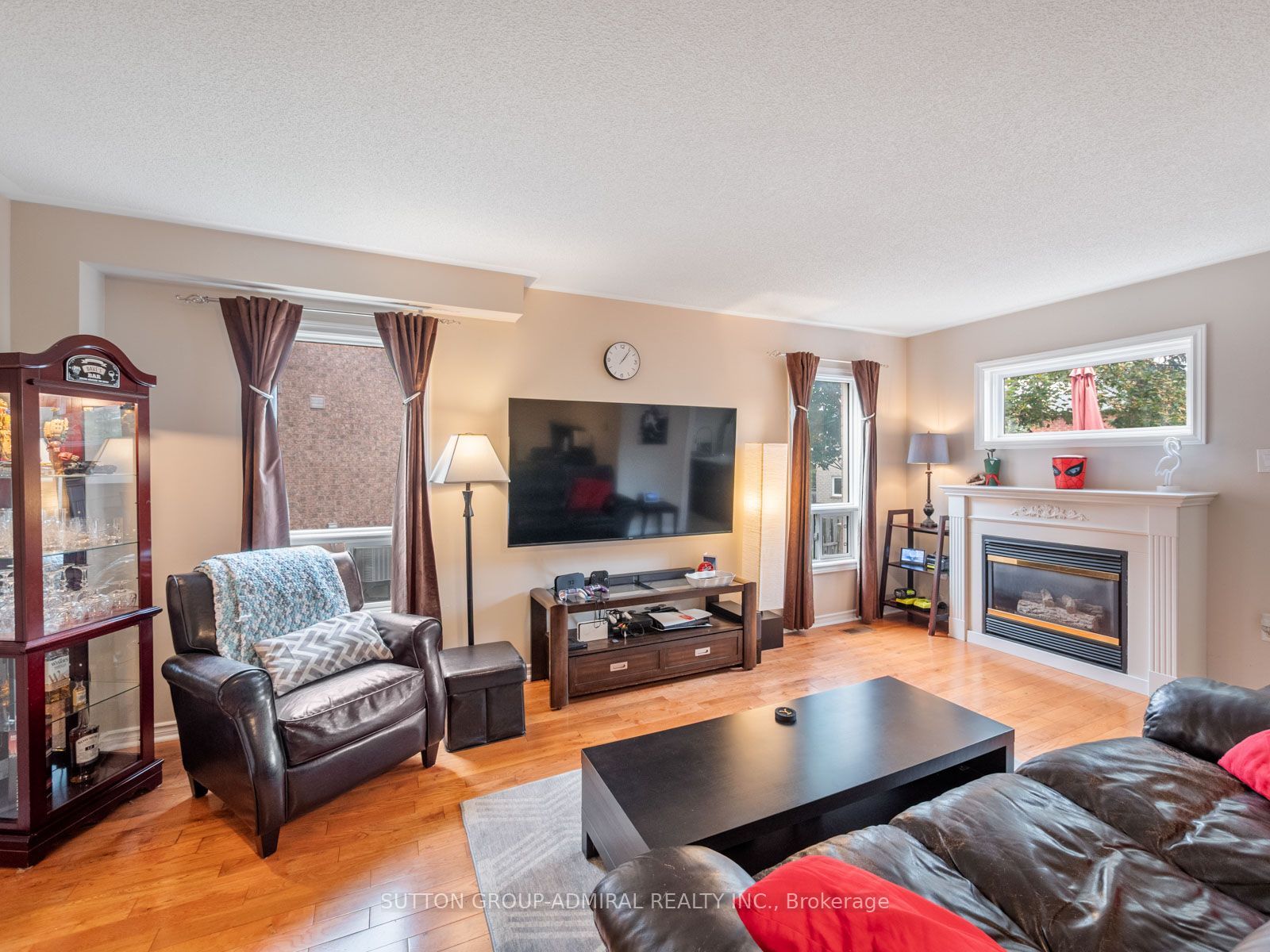 267 Warner Crescent Property Photo 8