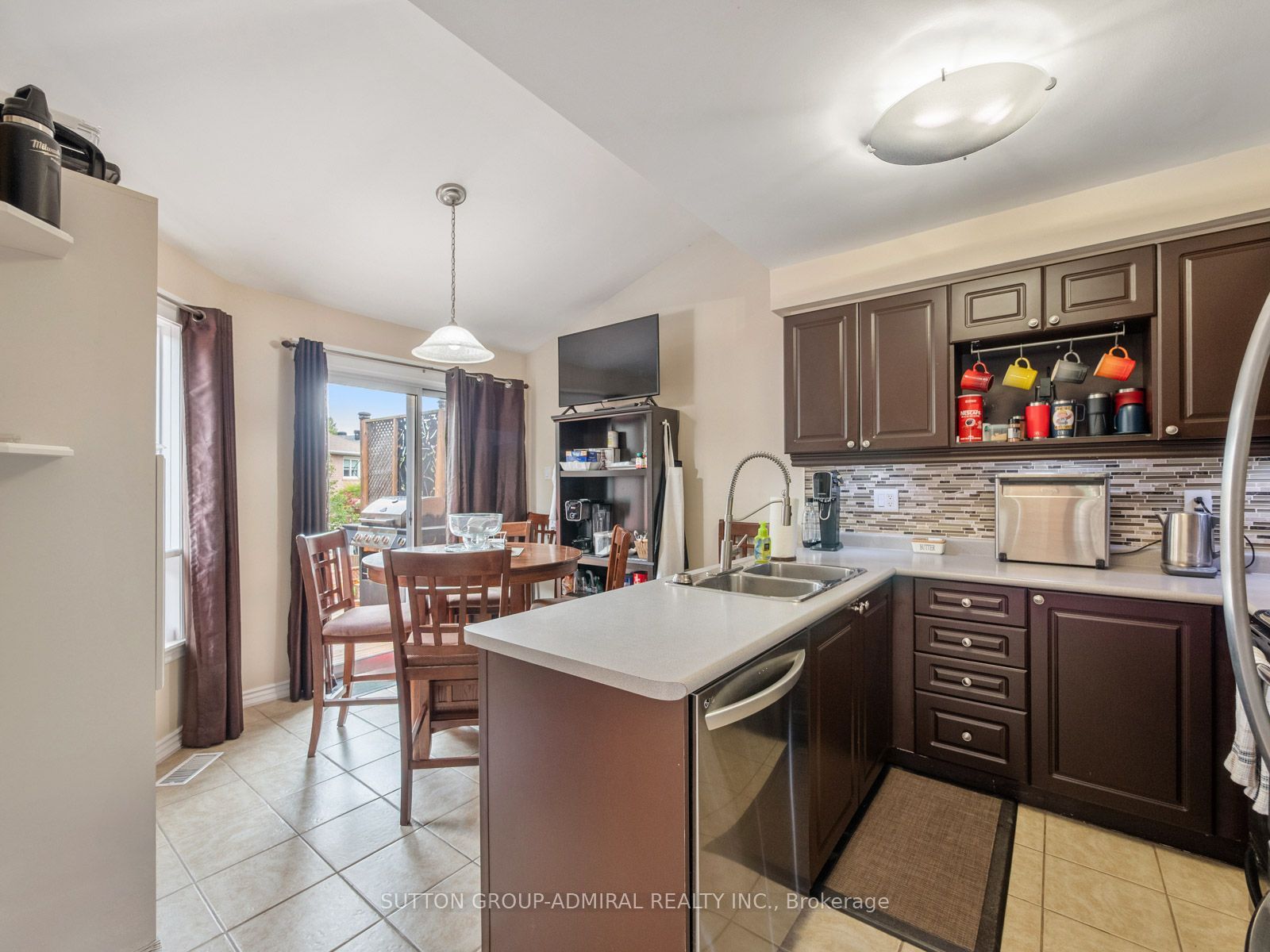 267 Warner Crescent Property Photo 12