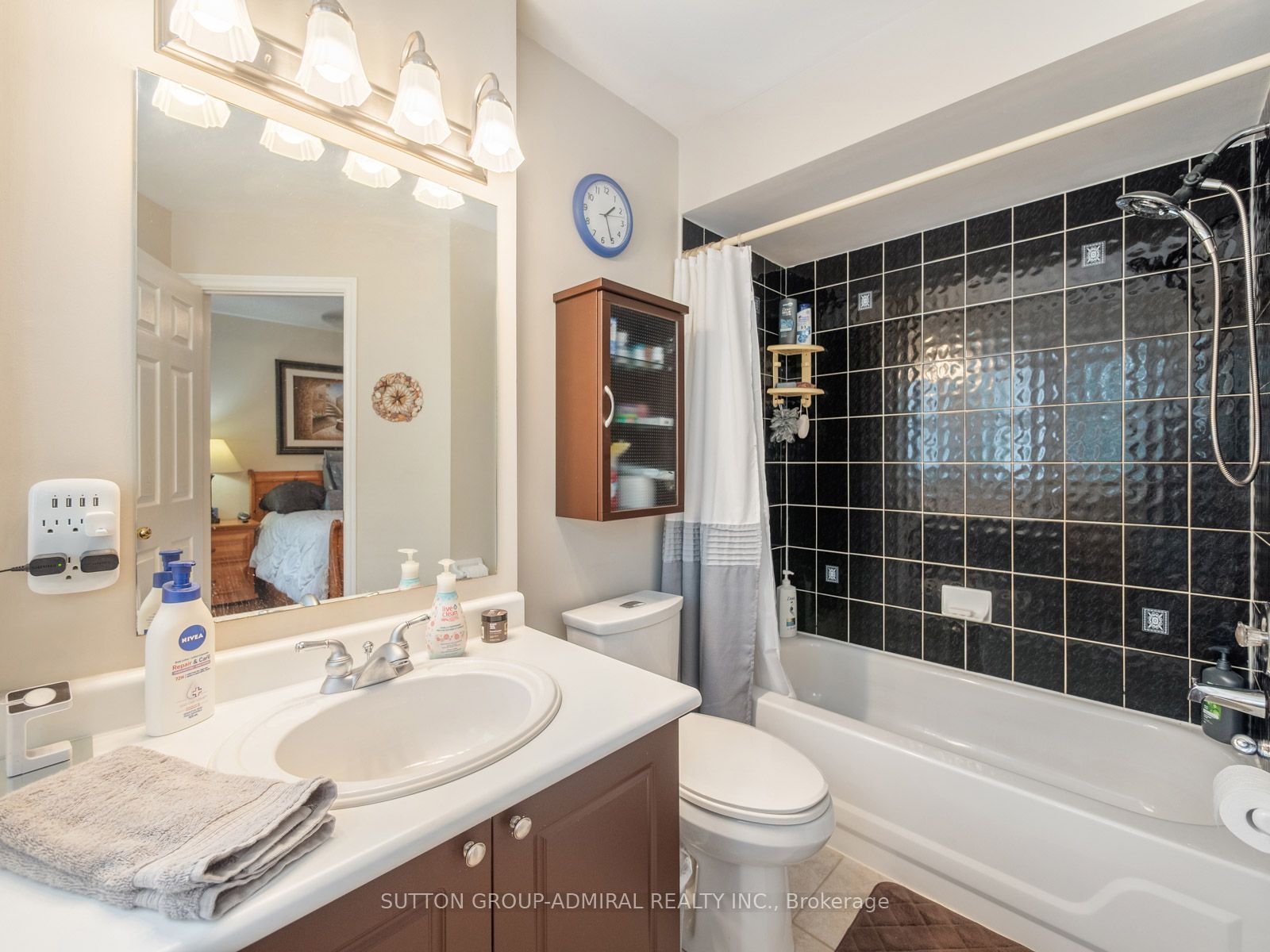 267 Warner Crescent Property Photo 23