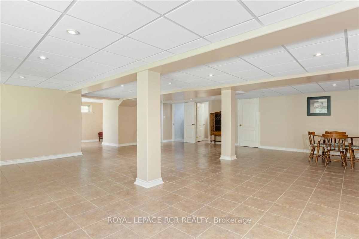 332 King Street Property Photo 15