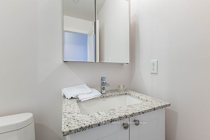 9600 Yonge Street 219b Property Photo 21
