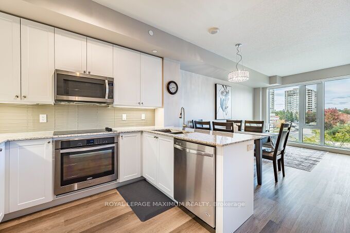 9600 Yonge Street 219b Property Photo 22