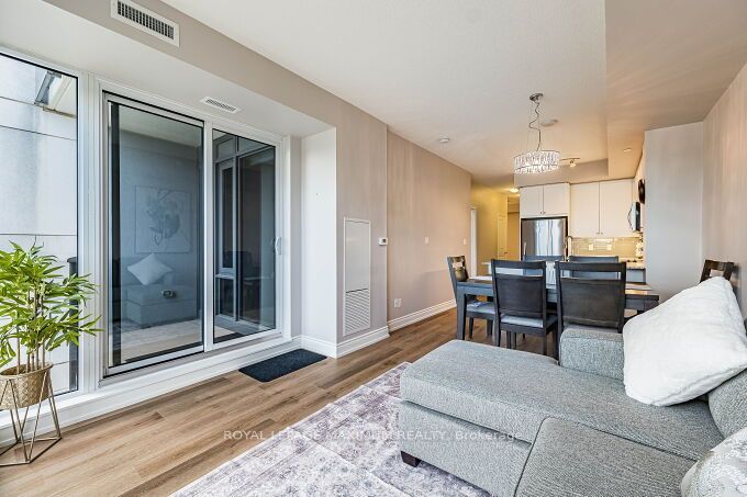 9600 Yonge Street 219b Property Photo 37