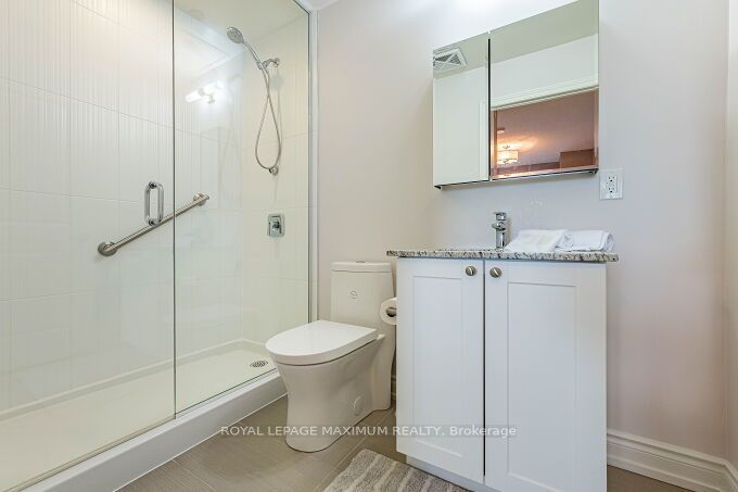 9600 Yonge Street 219b Property Photo 43