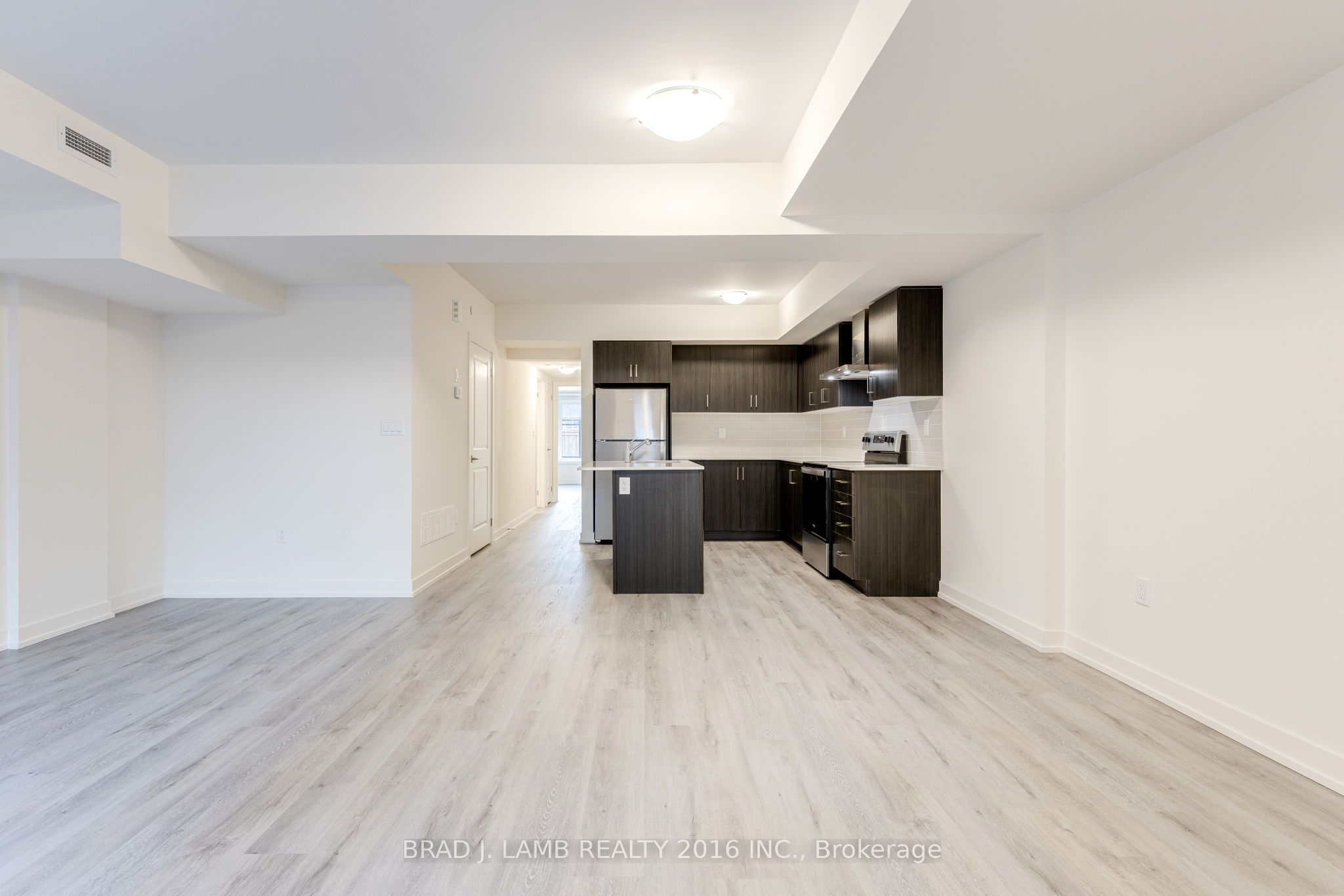 58 Elizabeth Street S 2106 Property Photo 4