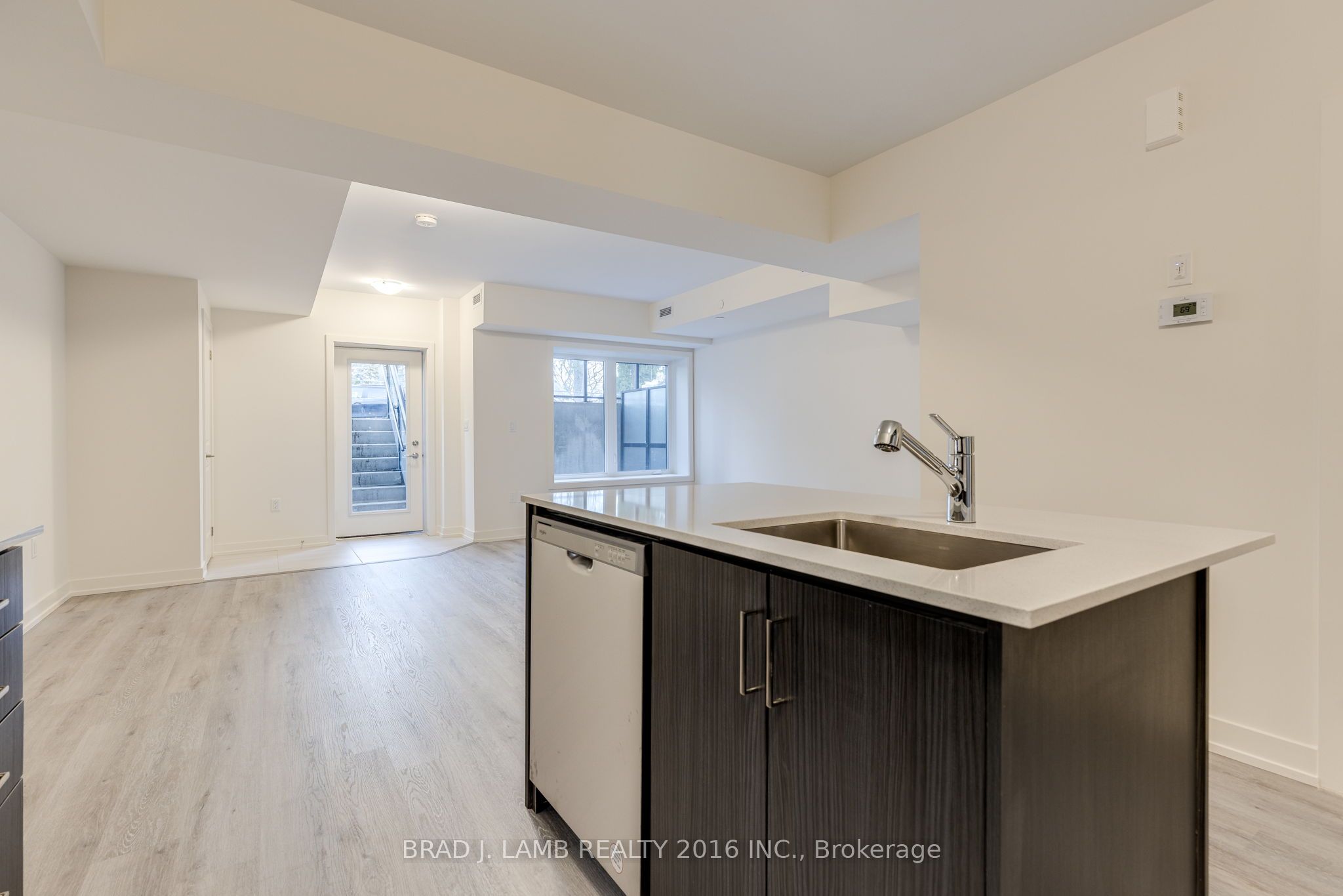 58 Elizabeth Street S 2106 Property Photo 7