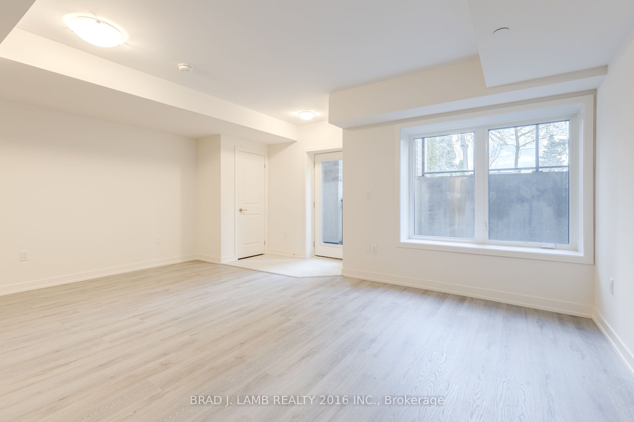 58 Elizabeth Street S 2106 Property Photo 10