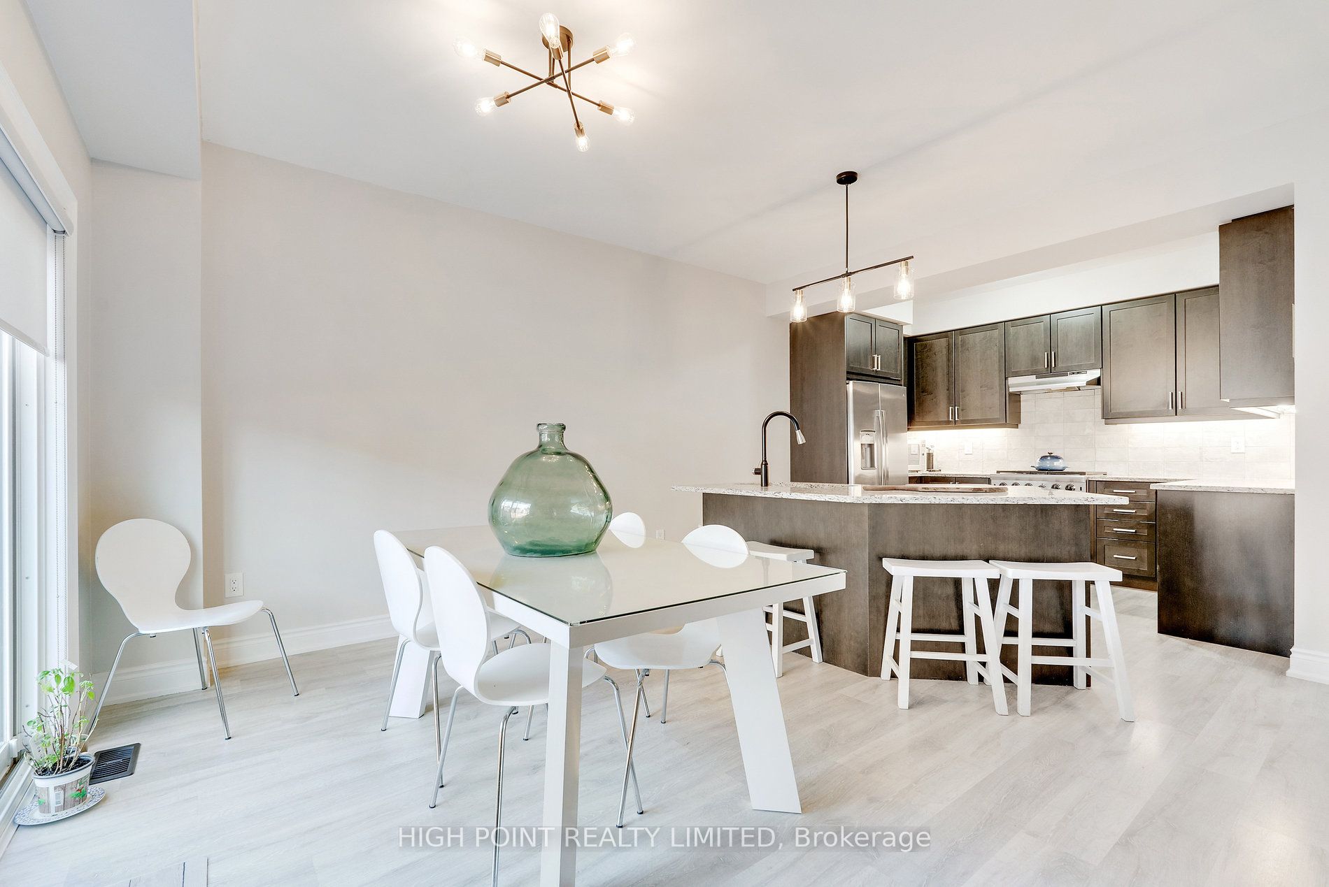 18 Arnold Crescent Property Photo 8