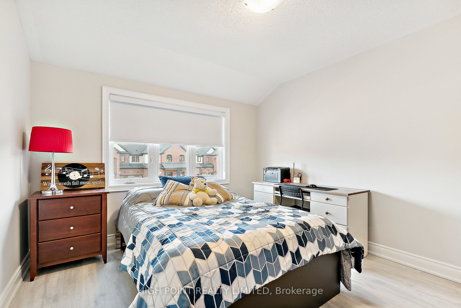 18 Arnold Crescent Property Photo 19