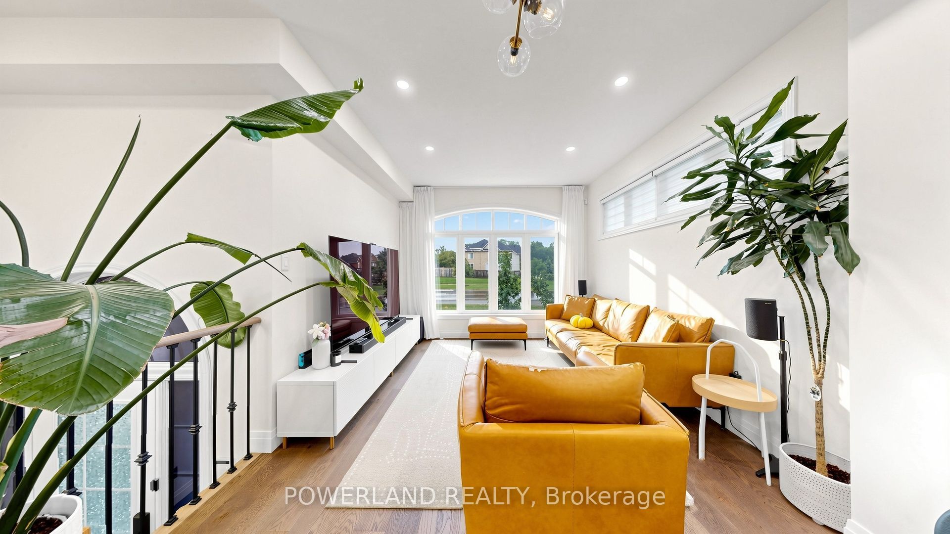 259 Dundas Way Property Photo 2