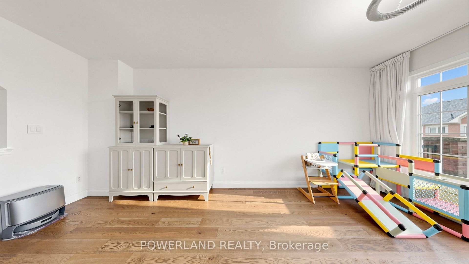 259 Dundas Way Property Photo 6
