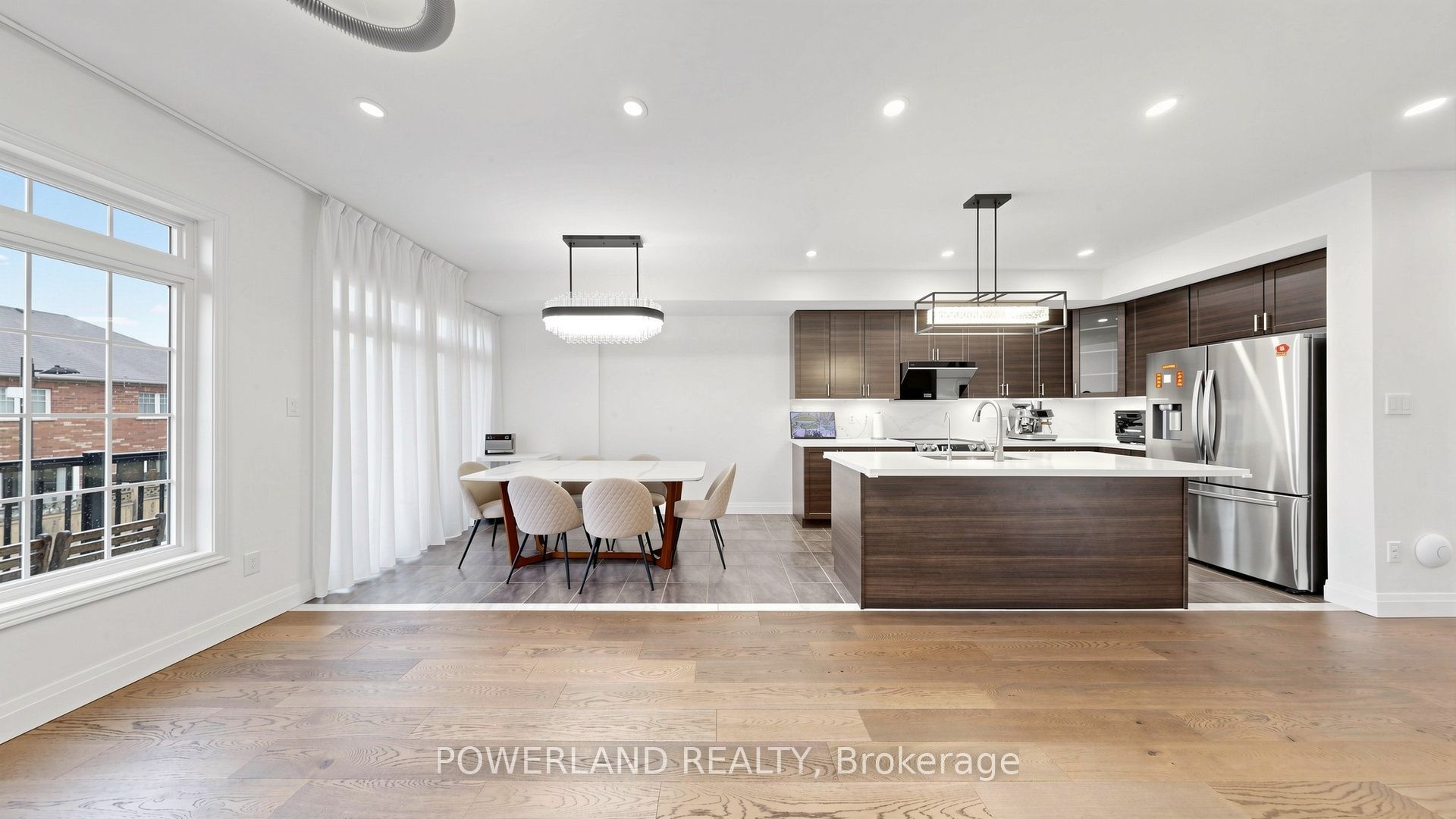 259 Dundas Way Property Photo 8