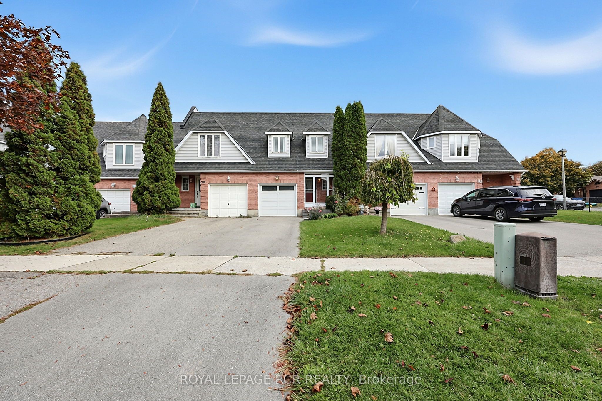 56 Oakridge Court Property Photo 4