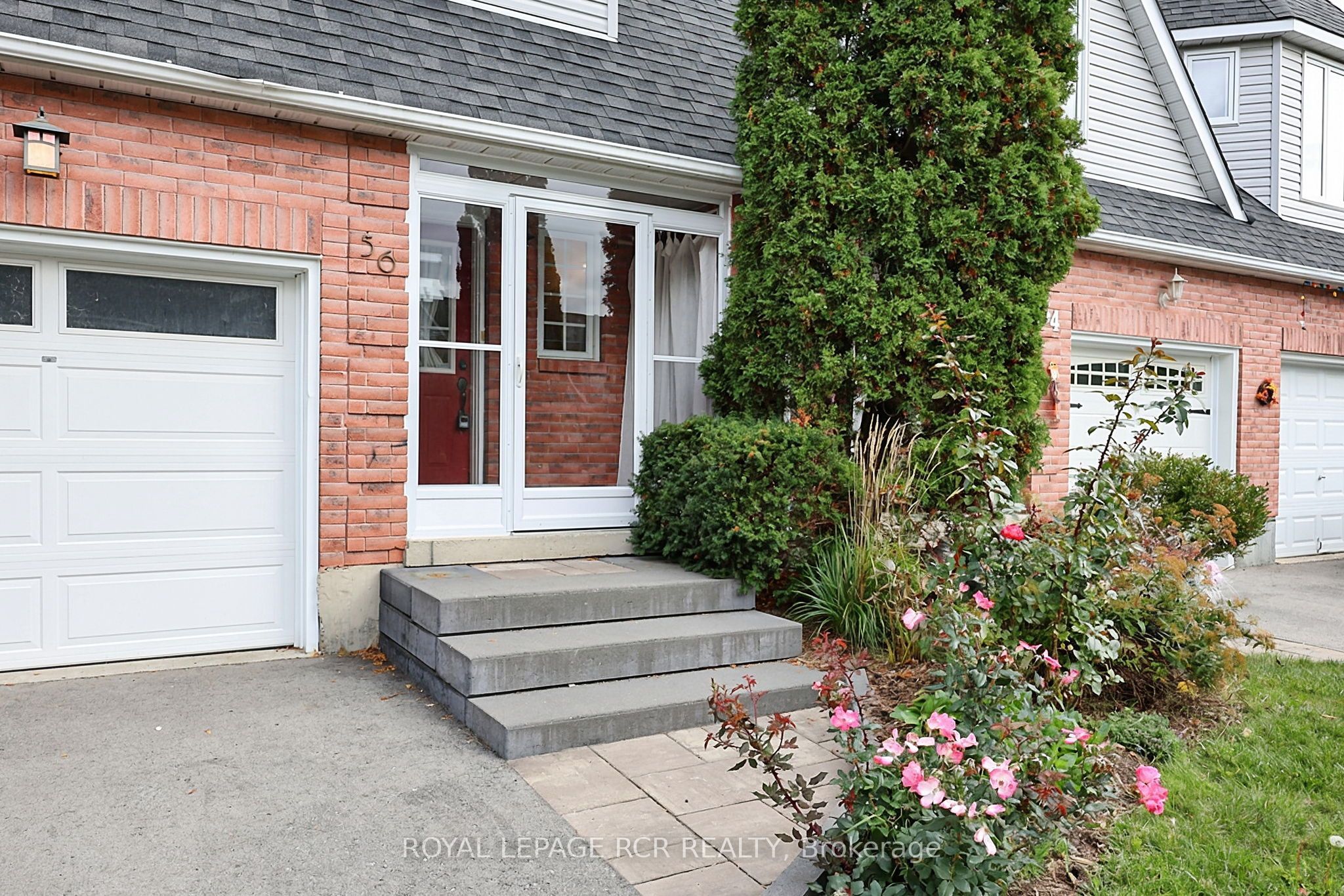 56 Oakridge Court Property Photo 6