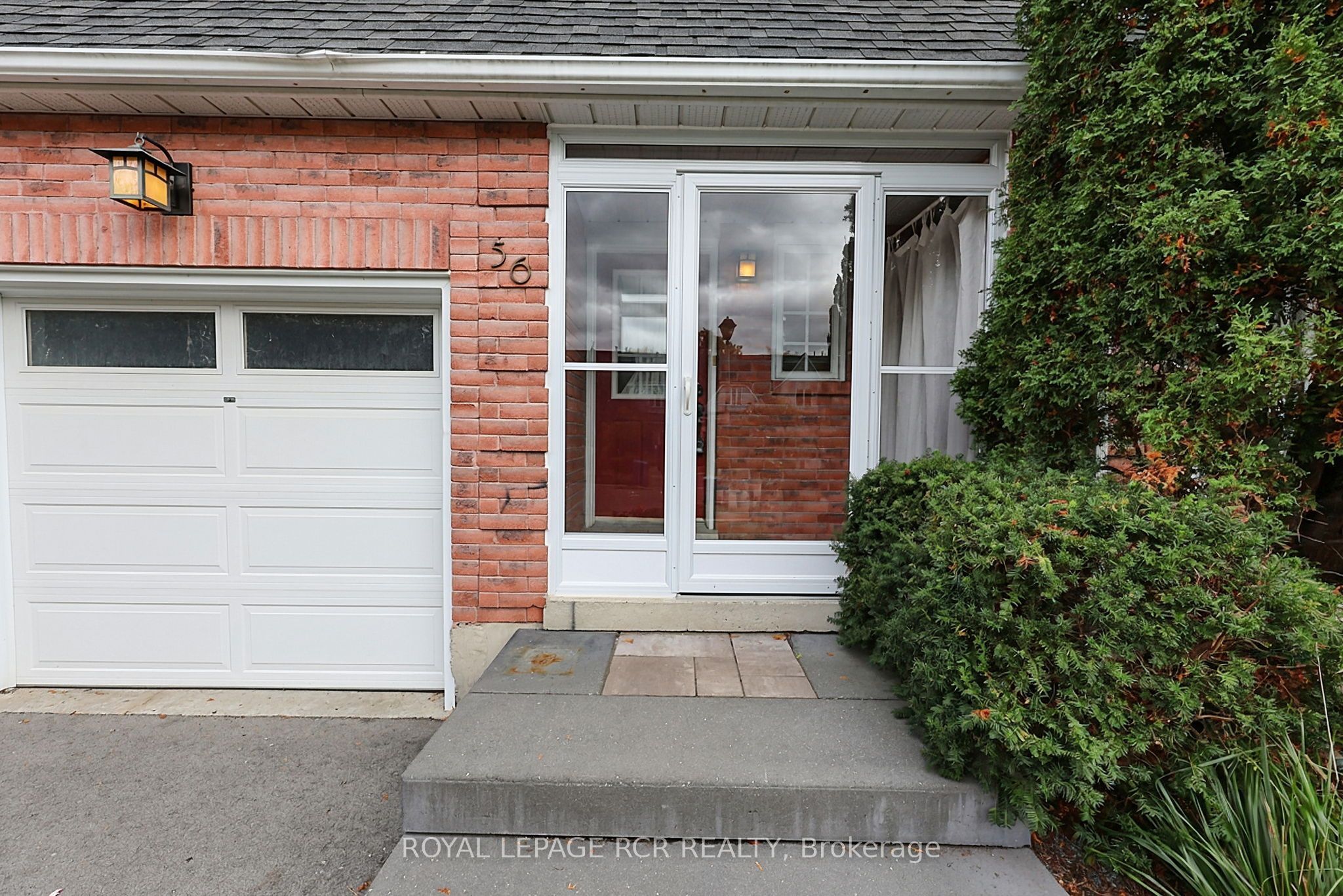 56 Oakridge Court Property Photo 7