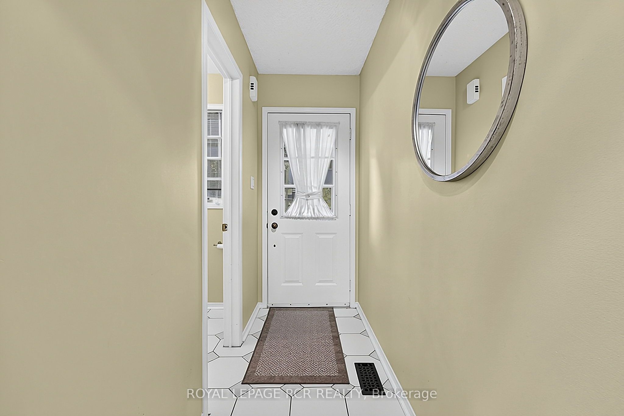 56 Oakridge Court Property Photo 9
