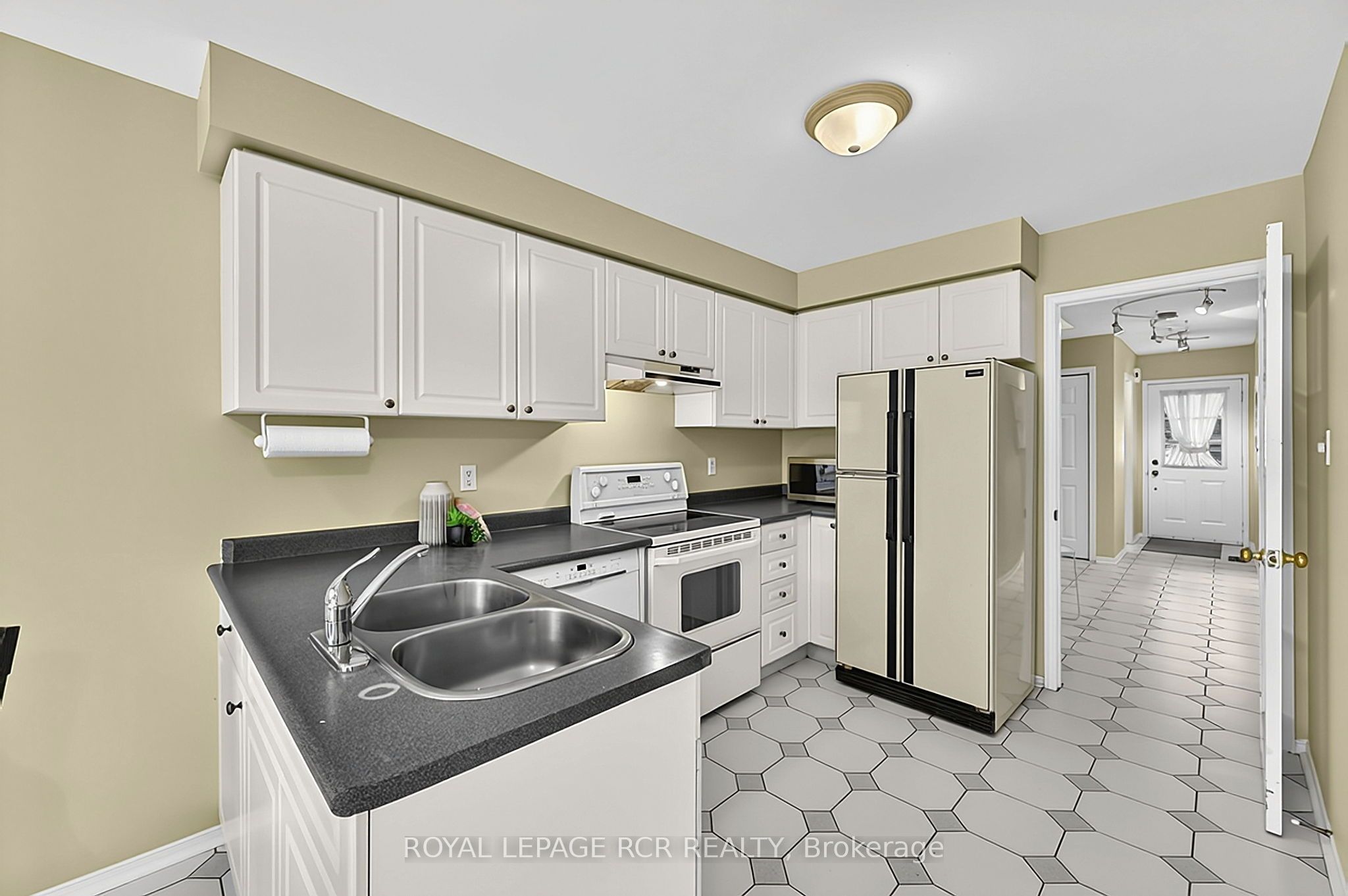 56 Oakridge Court Property Photo 12