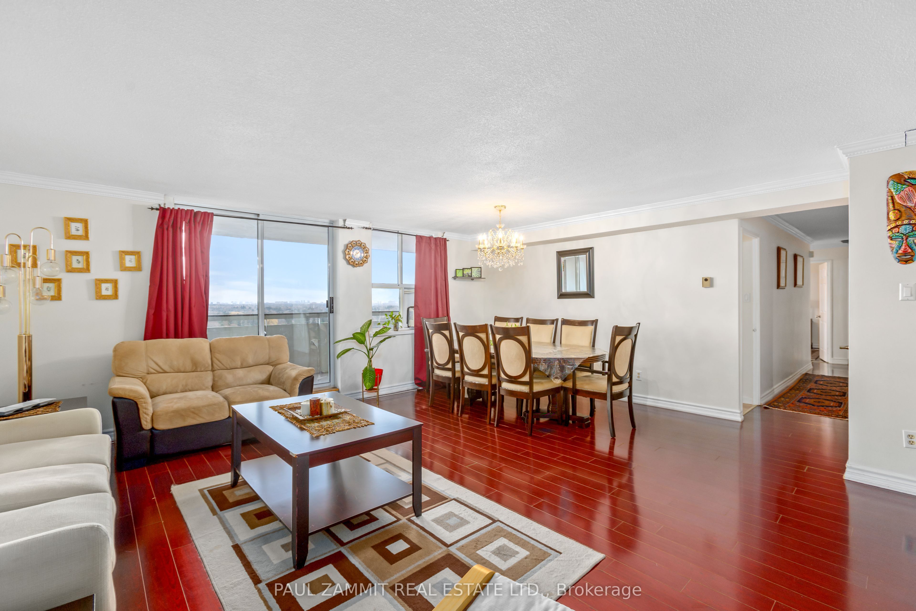 80 Inverlochy Boulevard 1008 Property Photo 2