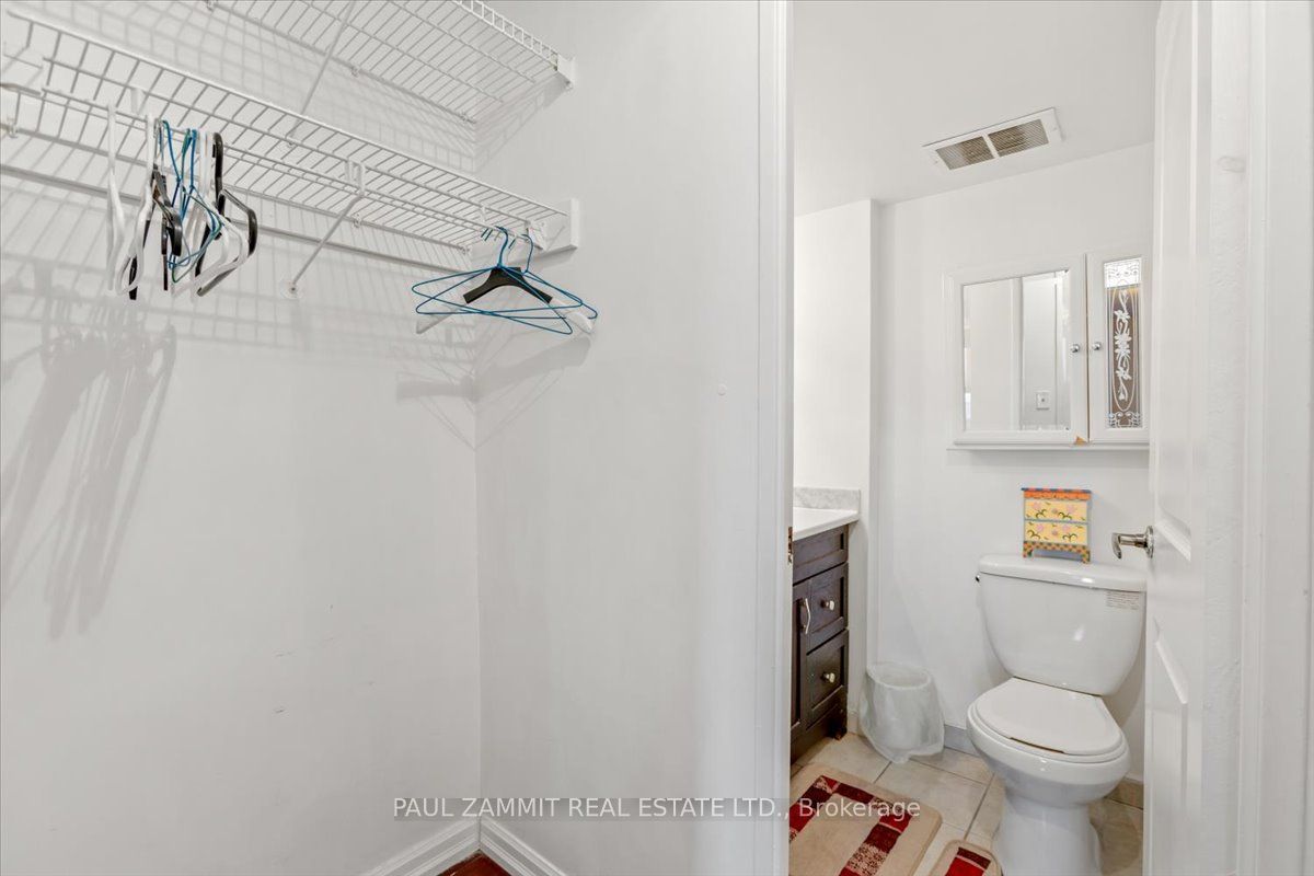 80 Inverlochy Boulevard 1008 Property Photo 9