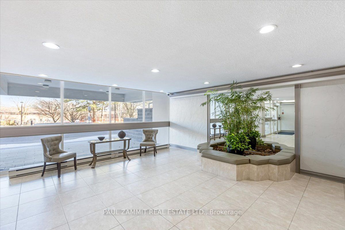 80 Inverlochy Boulevard 1008 Property Photo 21