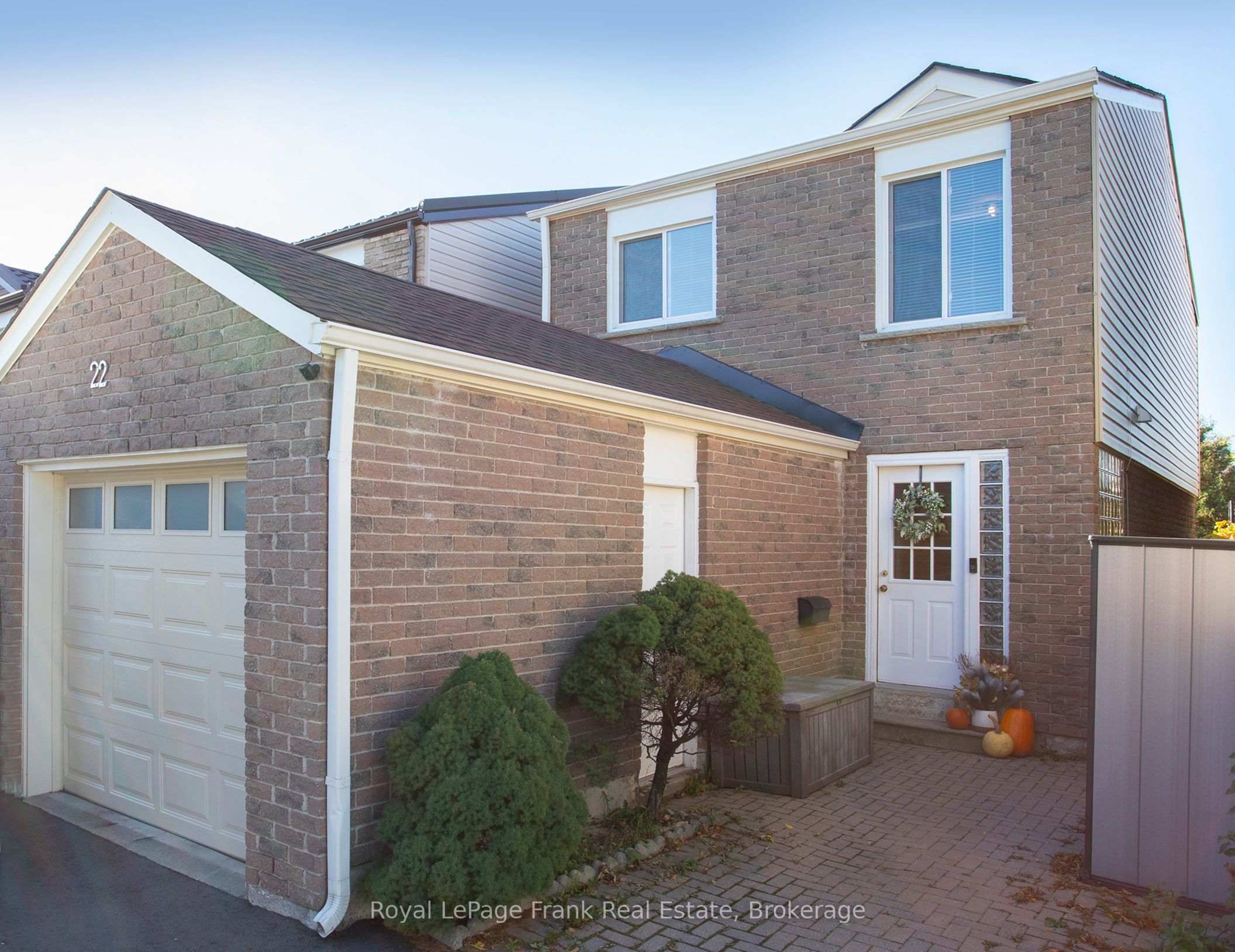 22 Peachtree Place Property Photo 1