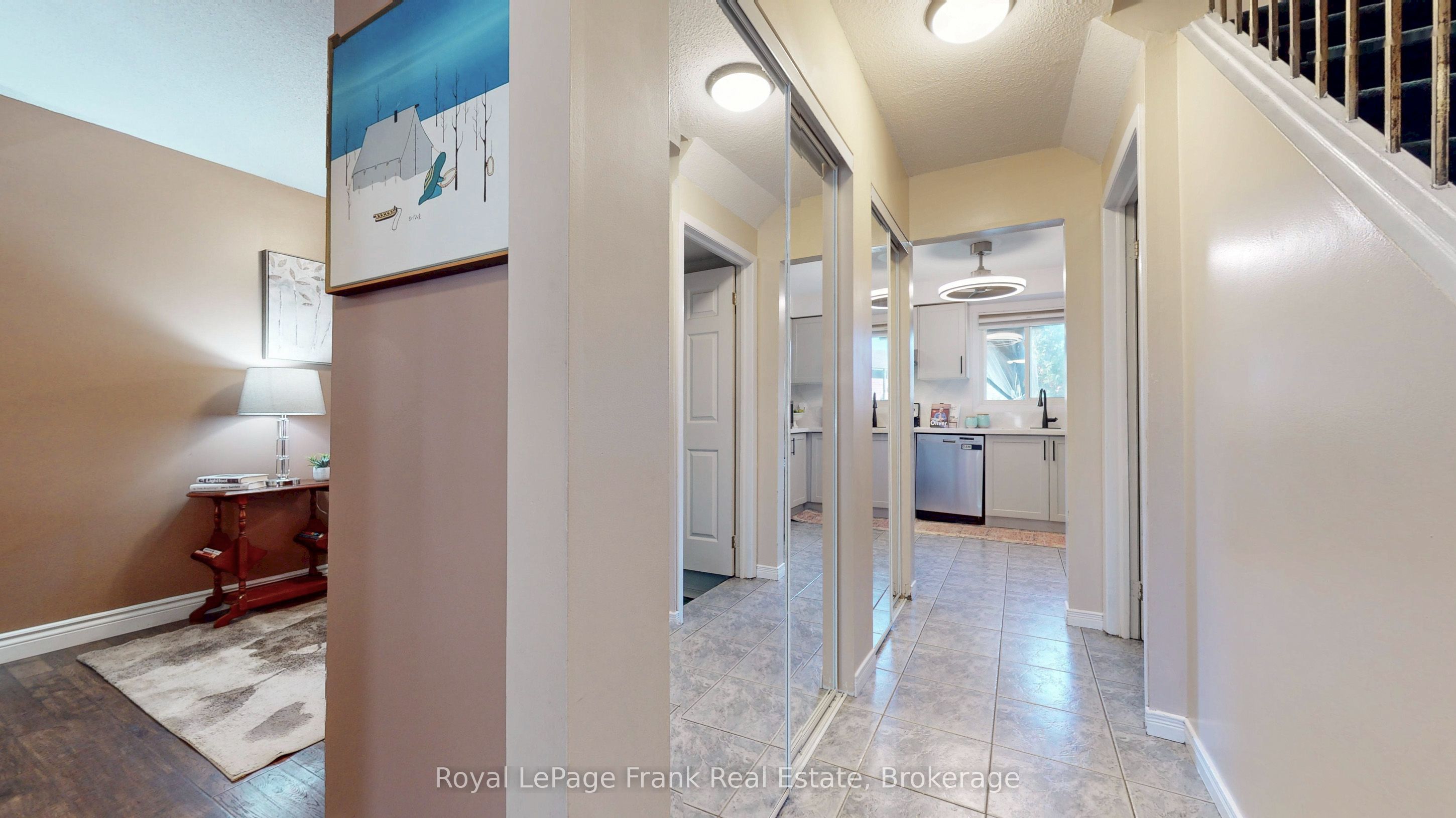 22 Peachtree Place Property Photo 4