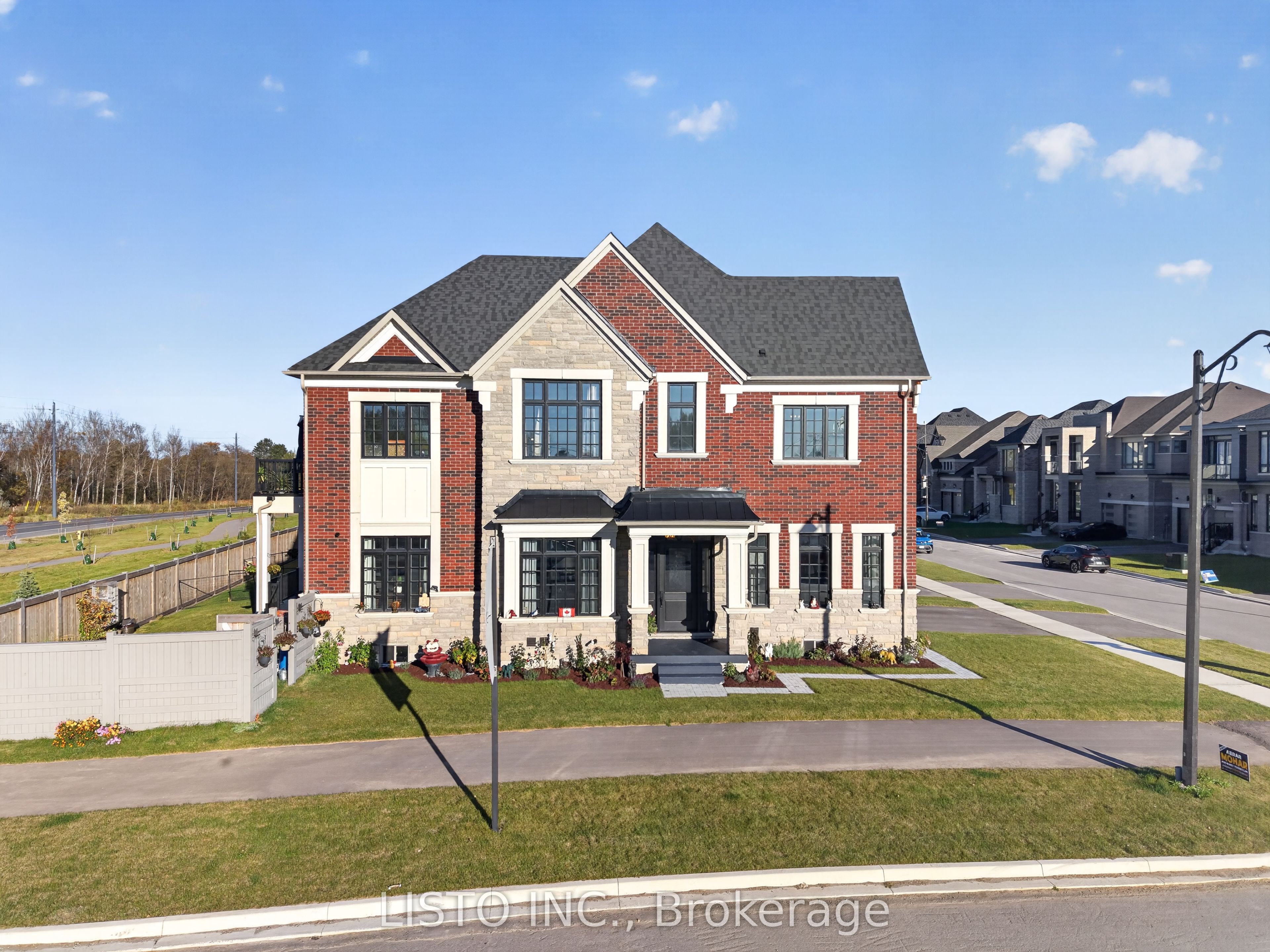 2 Heart Lake Circle N Property Photo 2